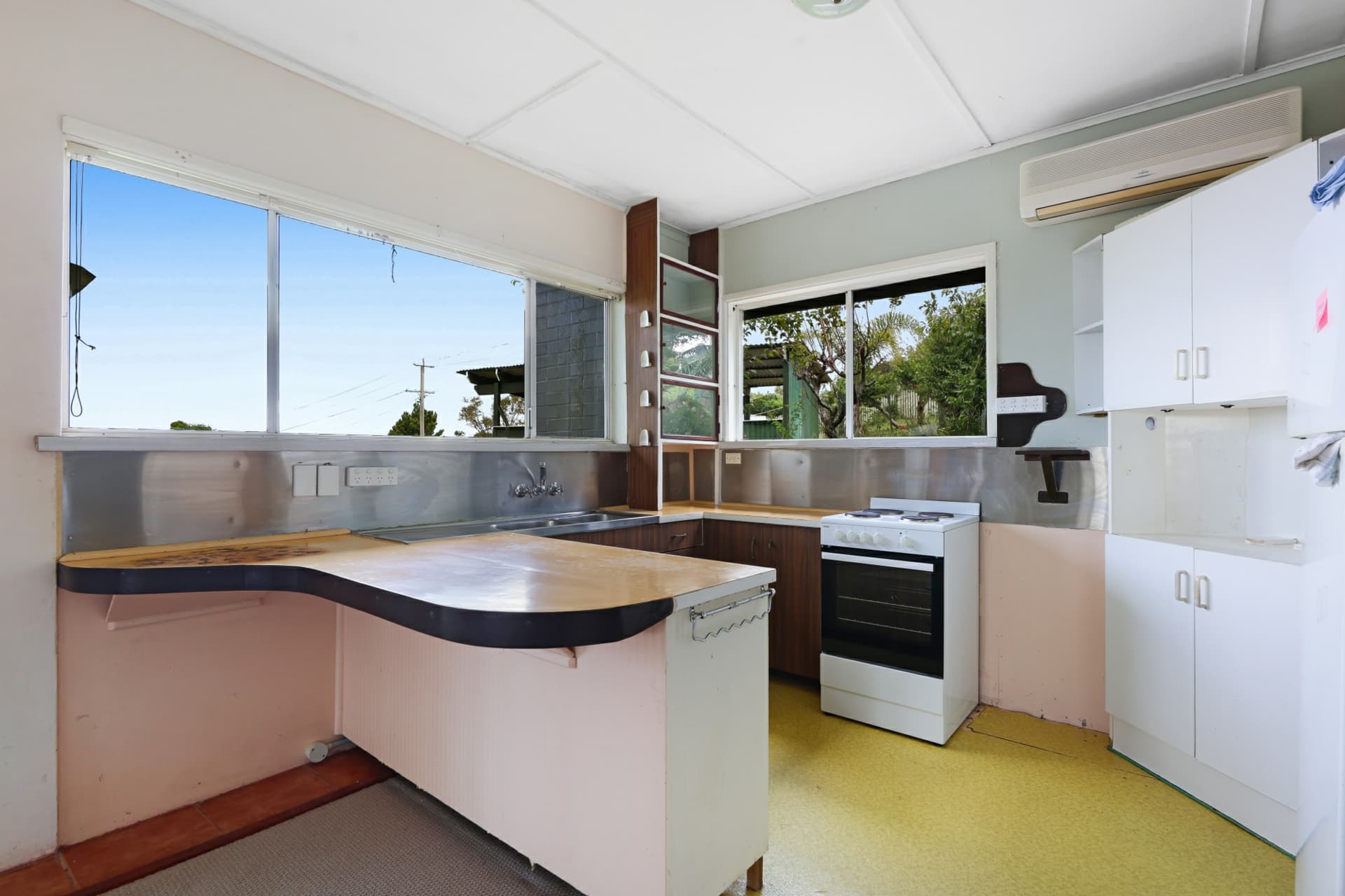 18 Paradise Drive, Tamborine Mountain, Tamborine Mountain - Thumbnail 6