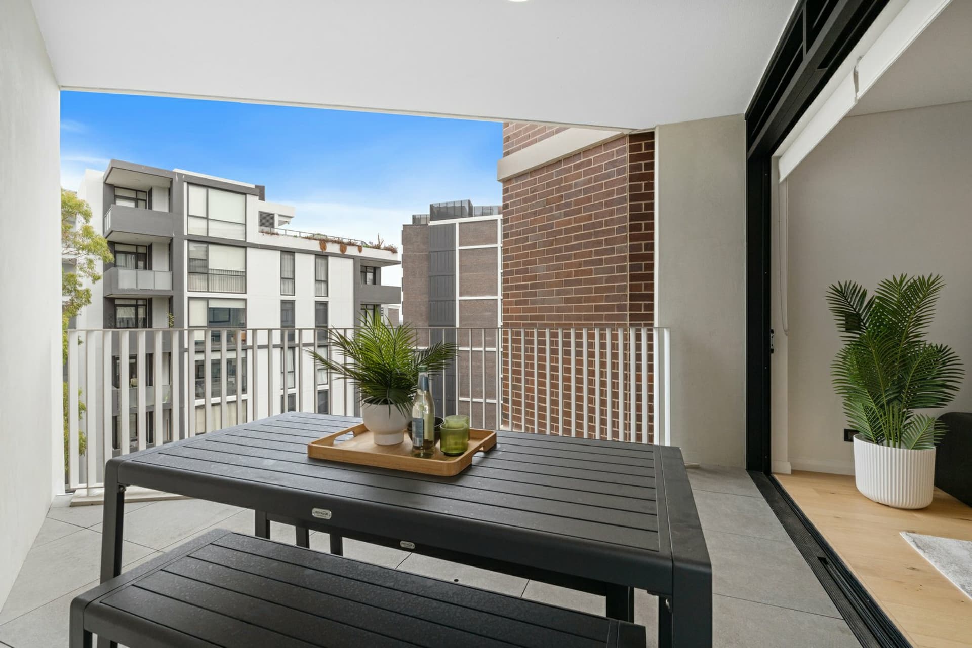 Apartment 507/5 Regent Street, Petersham, Petersham - Thumbnail 5