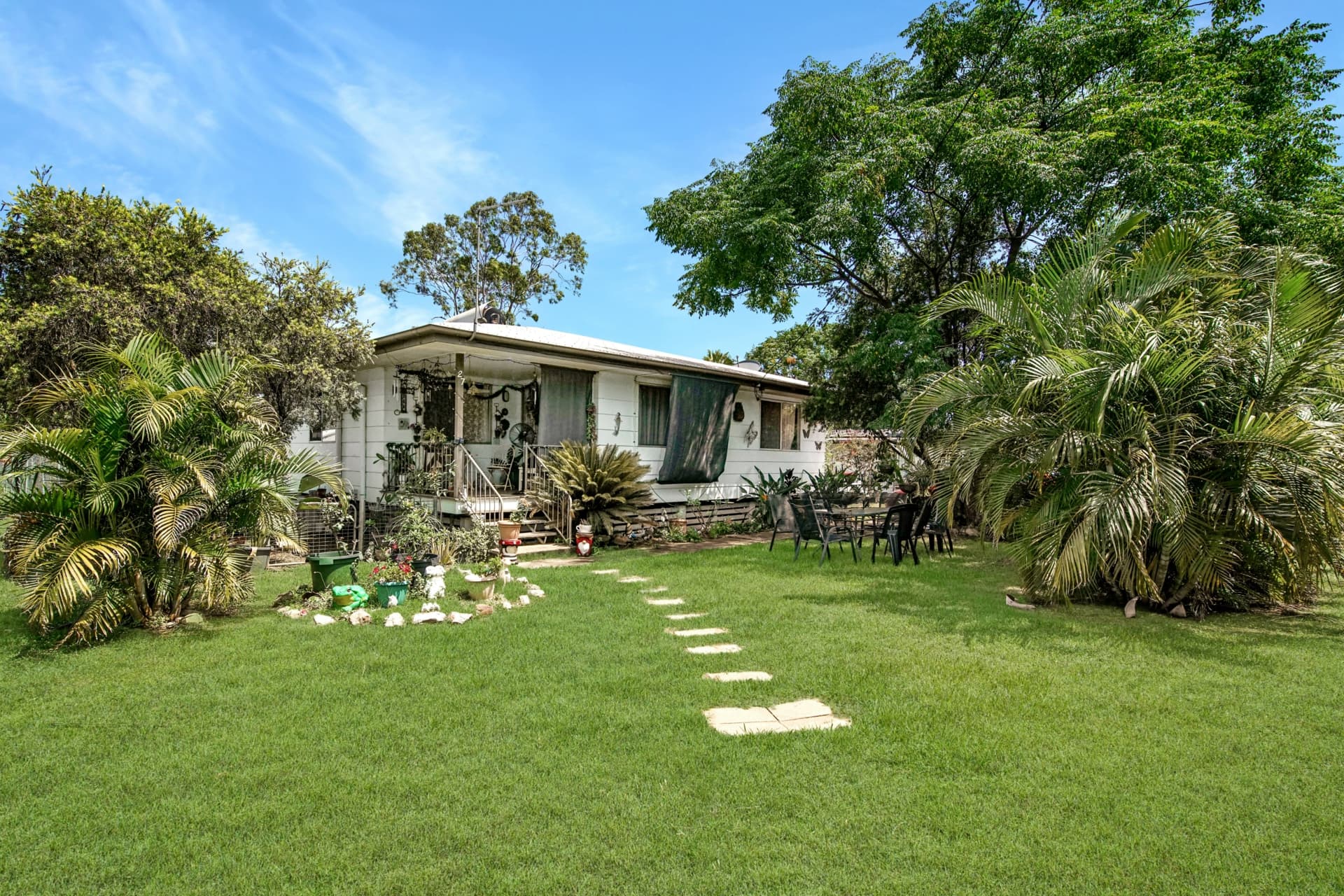 27 Cook Crescent, Dysart, Dysart - Image 1