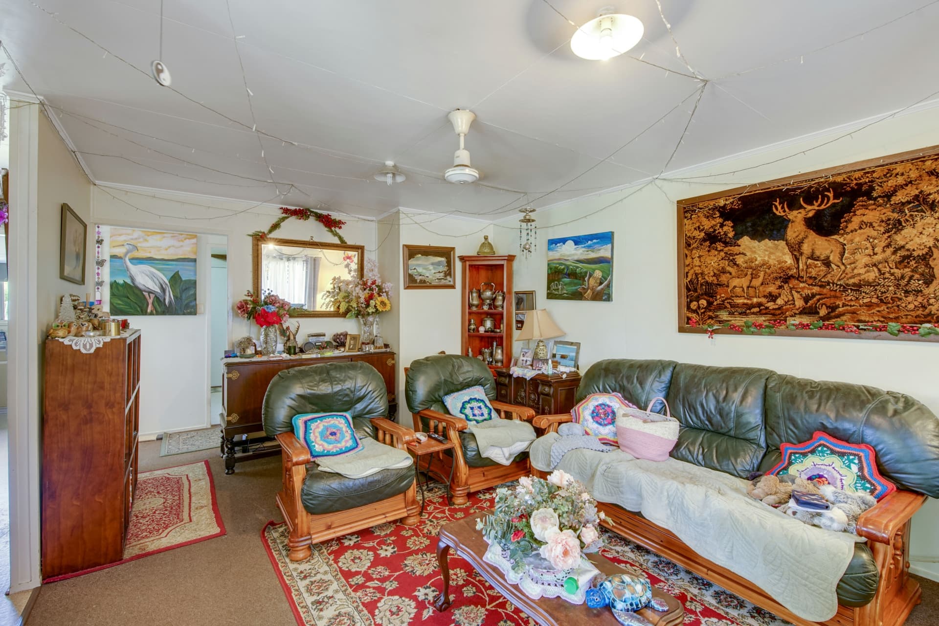 27 Cook Crescent, Dysart, Dysart - Thumbnail 3