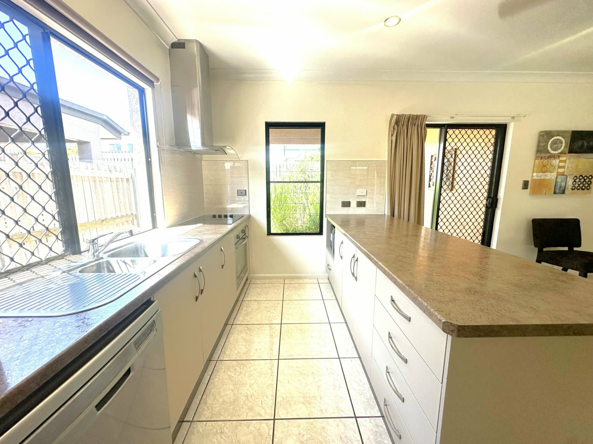 Unit 7, 11 Kennedy Street, Bowen, Bowen - Thumbnail 5