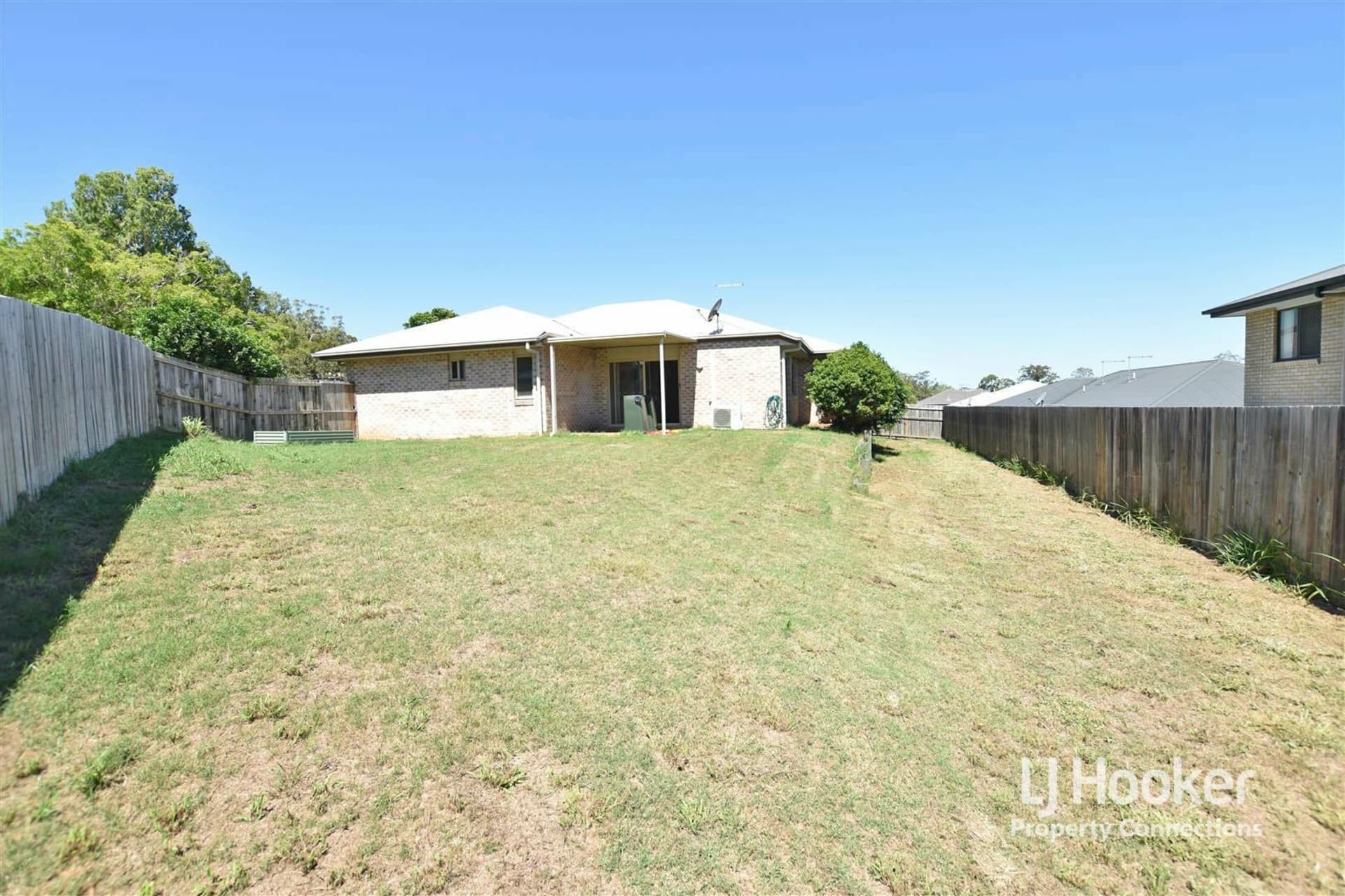 21 Applewood Court, Kallangur, Kallangur - Image 1