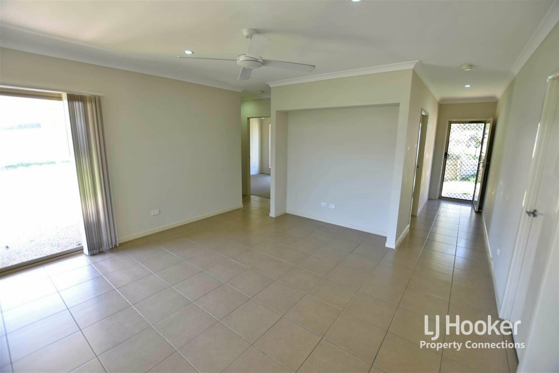 21 Applewood Court, Kallangur, Kallangur - Thumbnail 7