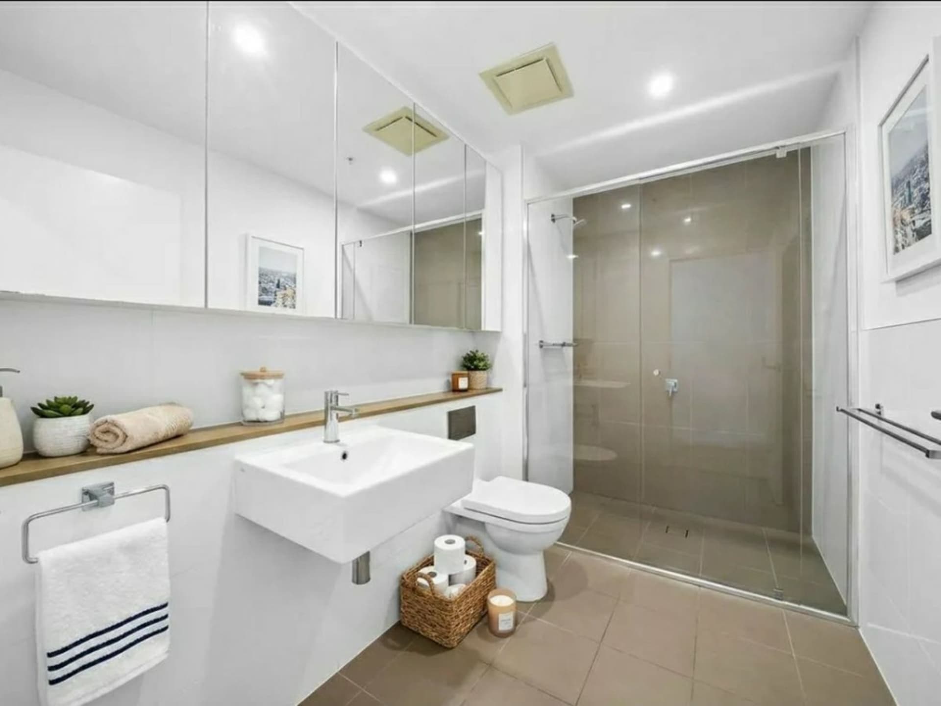 1703C/8 Wynne Avenue, Burwood, Burwood - Thumbnail 4