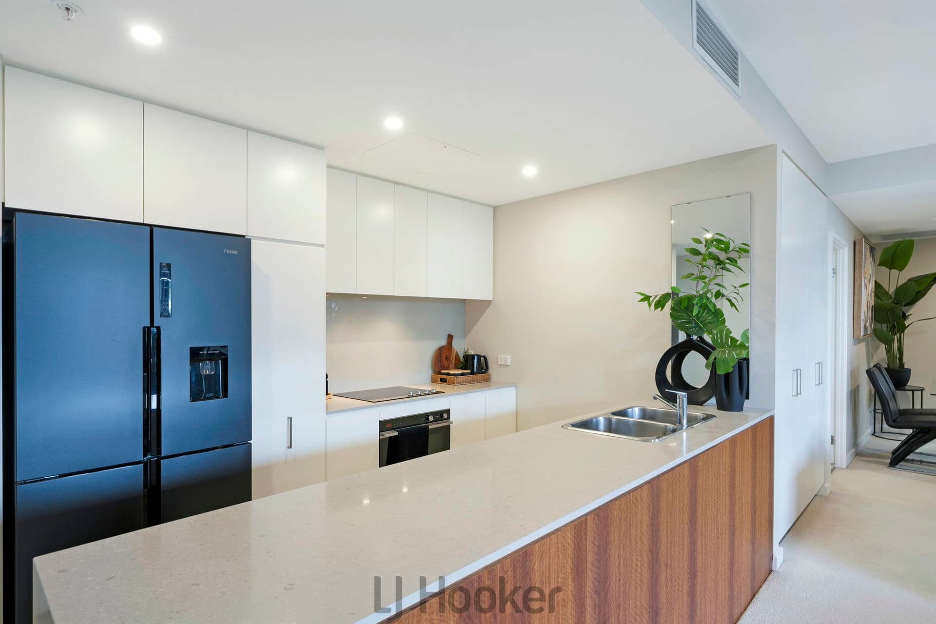 806/23 Ravenshaw Street, Newcastle West, Newcastle West - Thumbnail 5