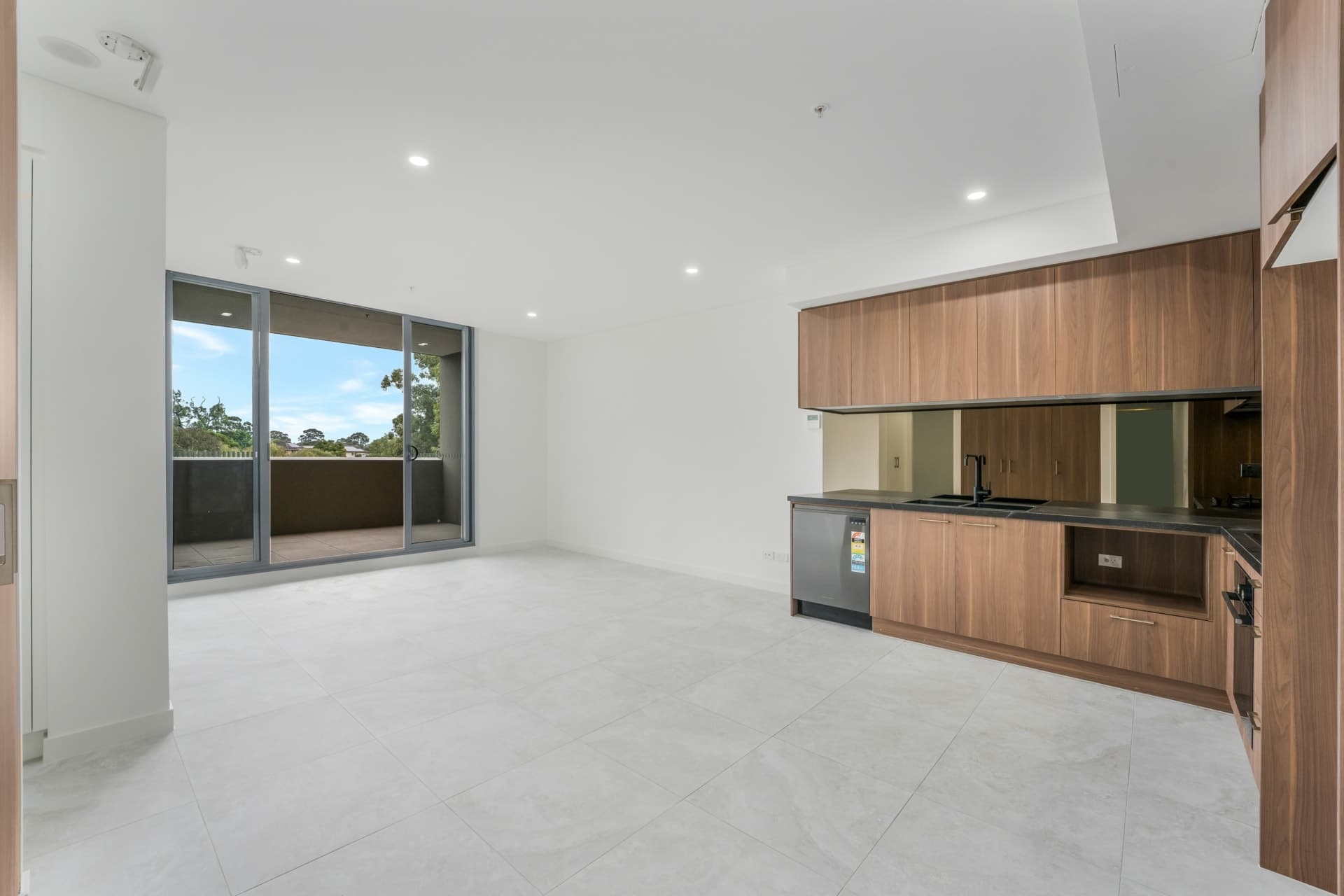 306/10 Kamira Avenue, Villawood, Villawood - Thumbnail 3