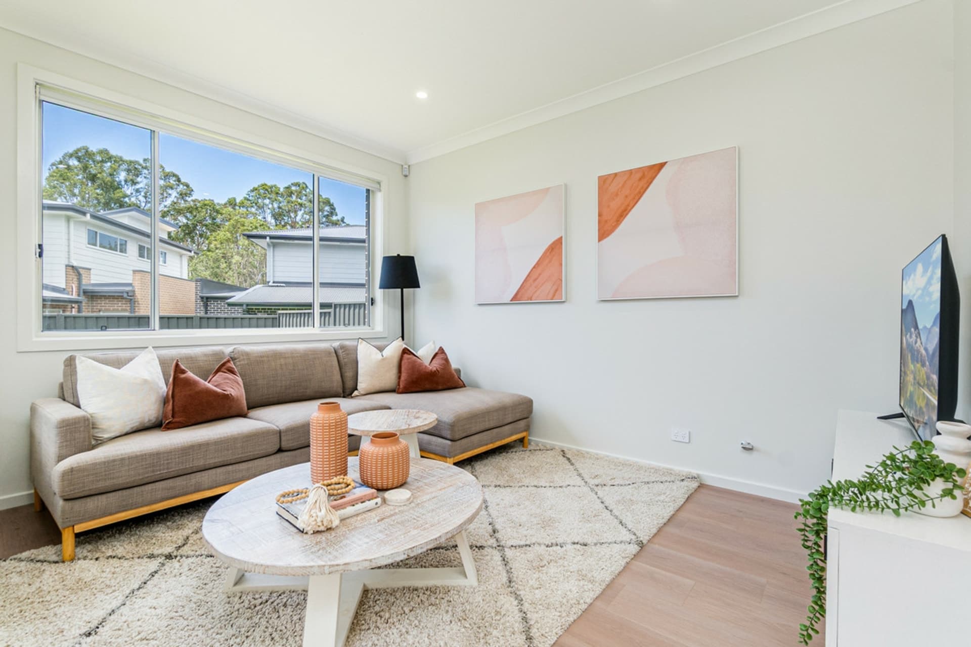 12 Worcester Road, Rouse Hill, Rouse Hill - Thumbnail 2