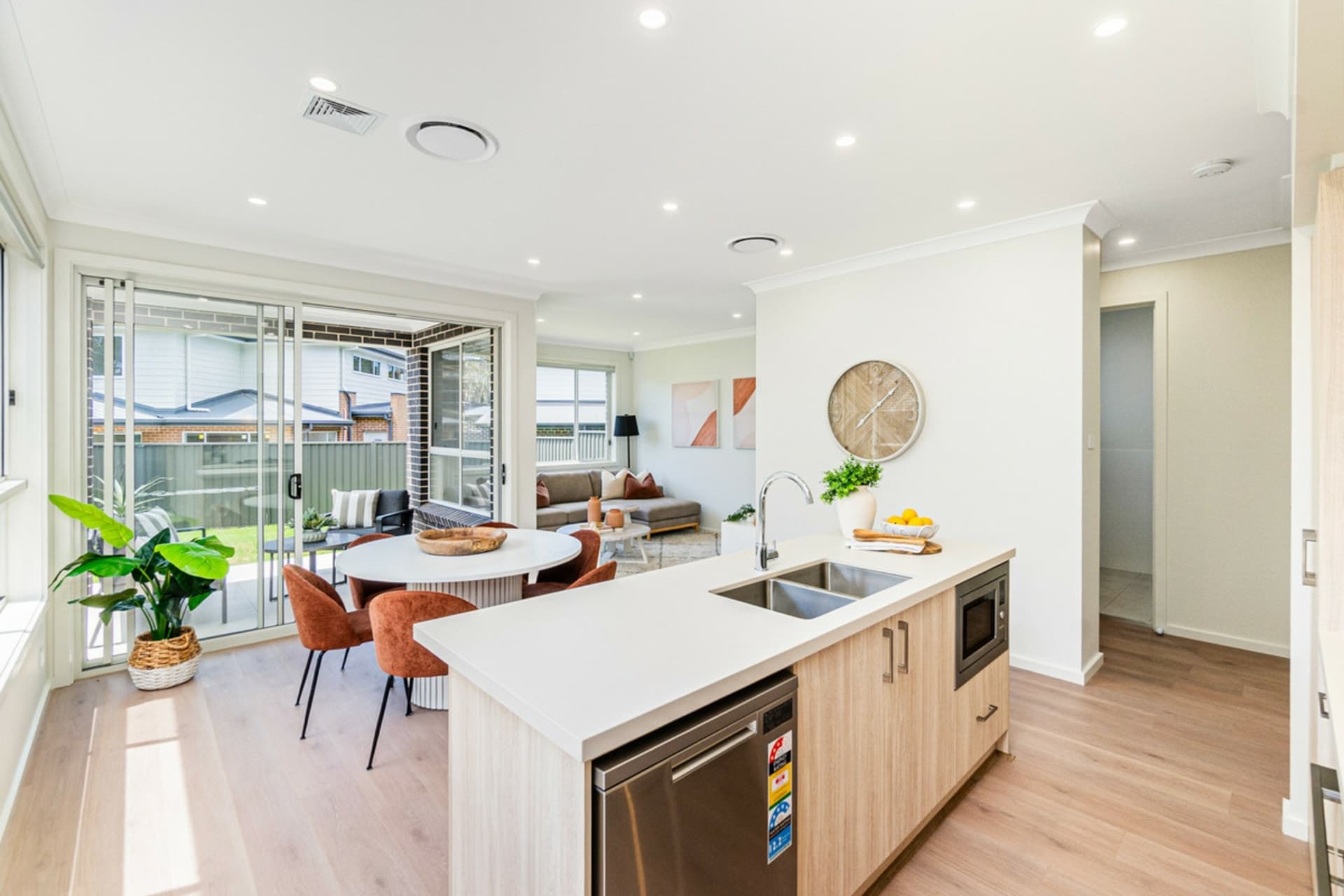 12 Worcester Road, Rouse Hill, Rouse Hill - Thumbnail 3