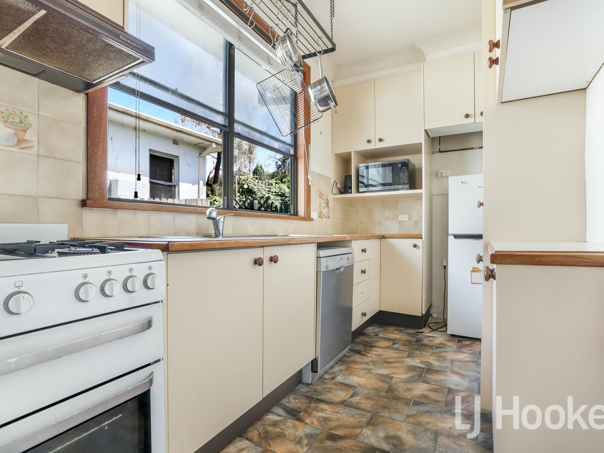 10 West Street, West Bathurst, West Bathurst - Thumbnail 6