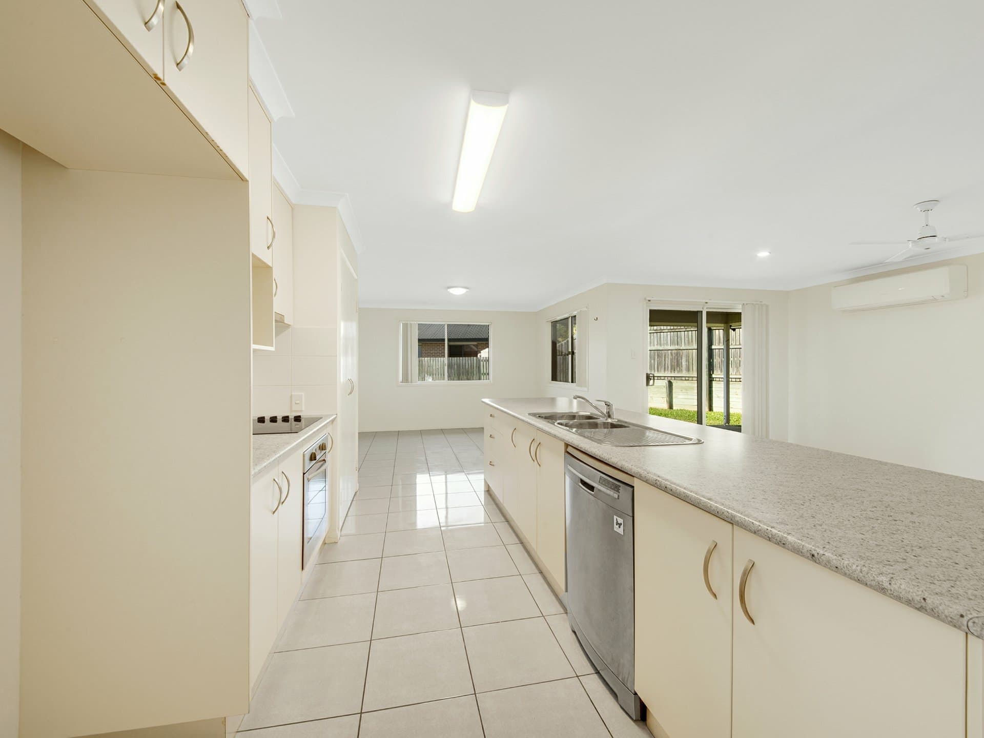 53 Bauhinia Street, Boyne Island, Boyne Island - Thumbnail 2