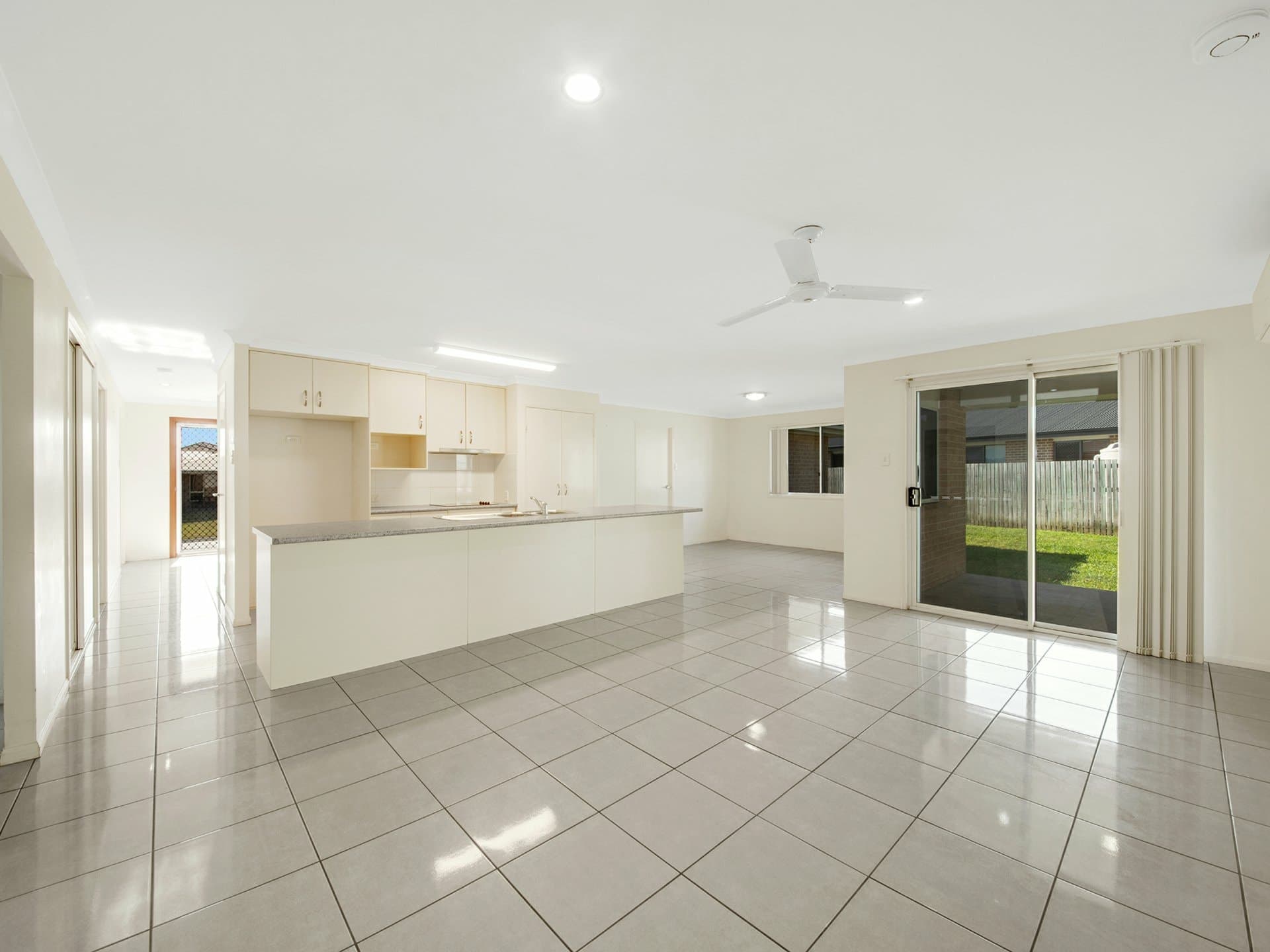 53 Bauhinia Street, Boyne Island, Boyne Island - Thumbnail 3