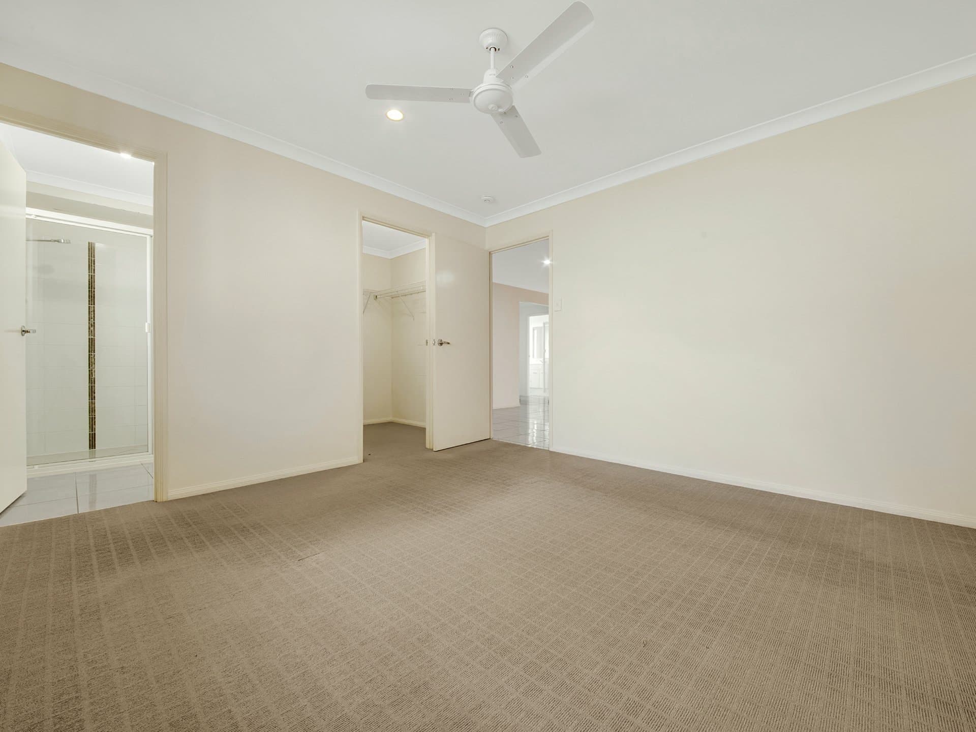 53 Bauhinia Street, Boyne Island, Boyne Island - Thumbnail 5