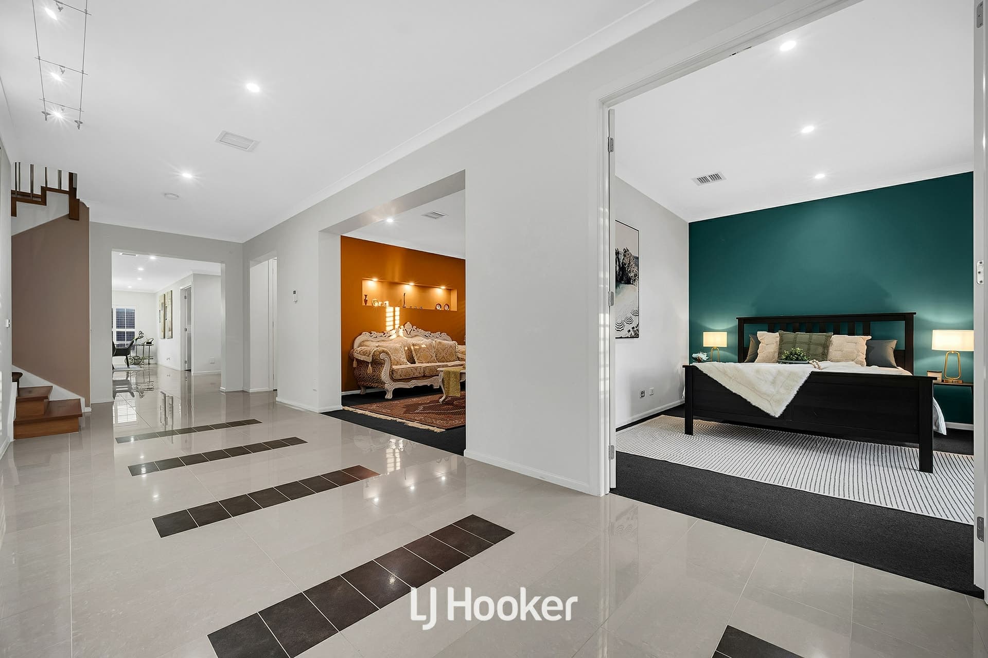 8 Cotton Field Way, Narre Warren South, Narre Warren South - Thumbnail 4