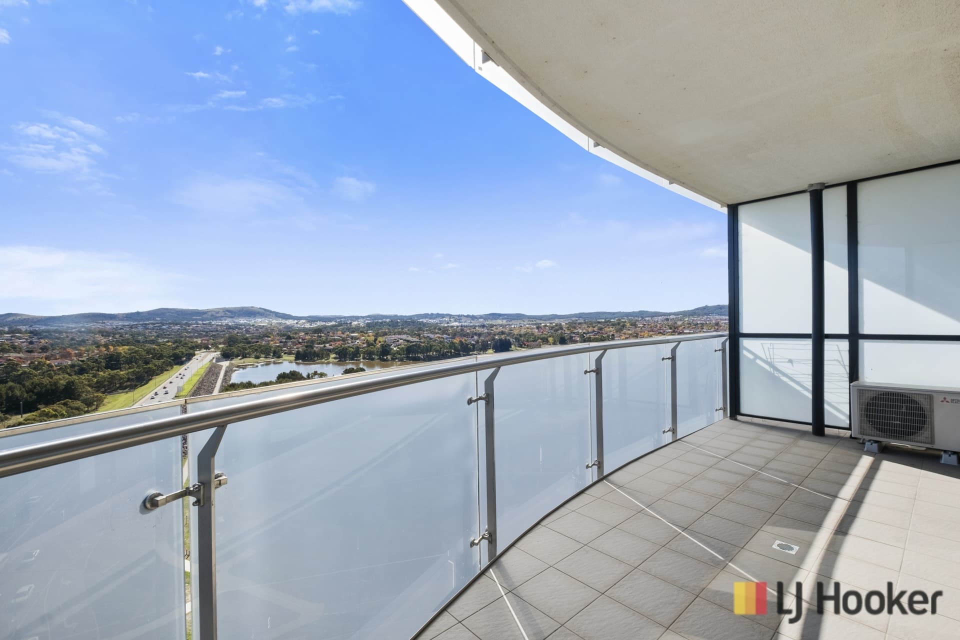 166/1 Anthony Rolfe Avenue, Gungahlin, Gungahlin - Image 1