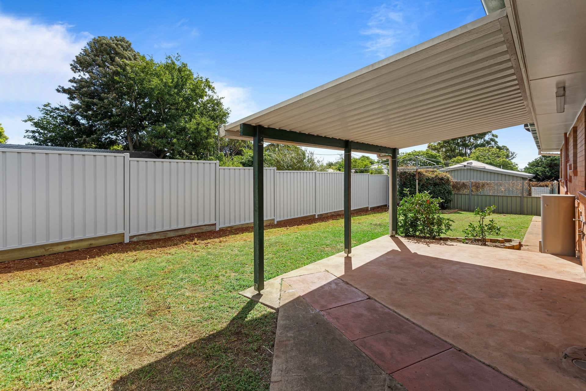 13 Fourth Avenue, Harristown, Harristown - Thumbnail 8