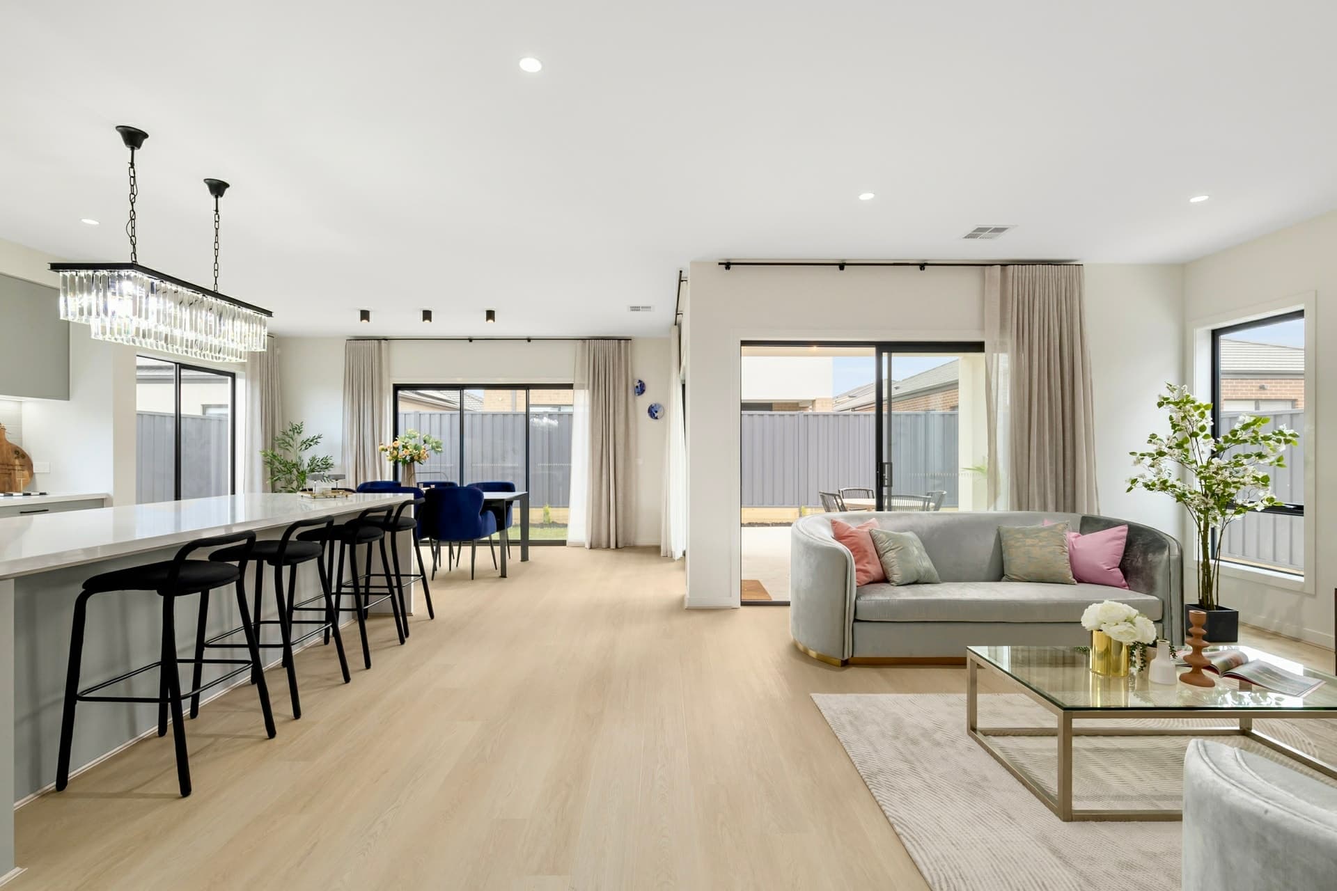 12 Avenator Circuit, Clyde North, Clyde North - Thumbnail 7