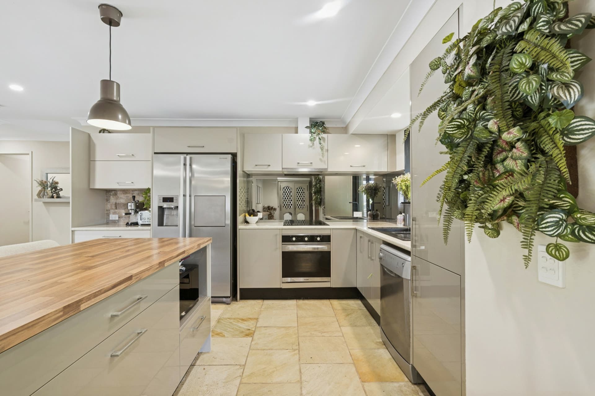 81 Alexander Drive, Highland Park, Highland Park - Thumbnail 7