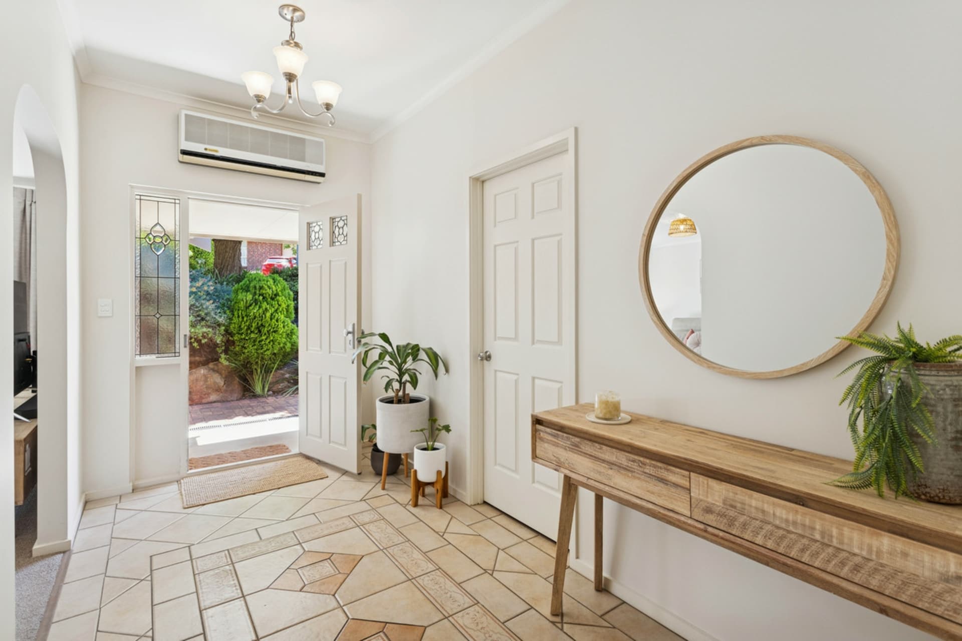 5 Lothian Place, Greenwith, Greenwith - Thumbnail 2