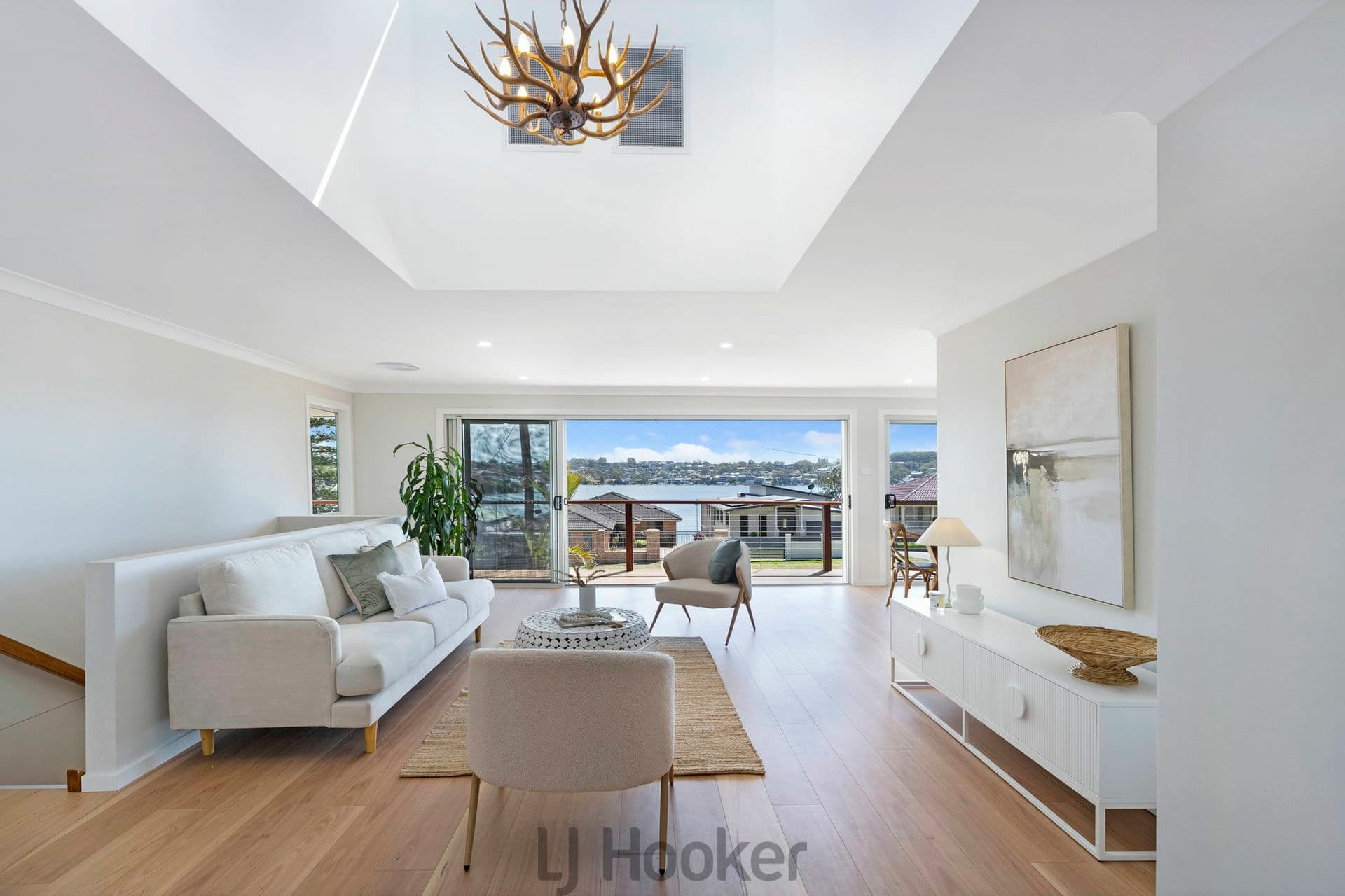 92 Ilford Avenue, Arcadia Vale, Arcadia Vale - Image 1