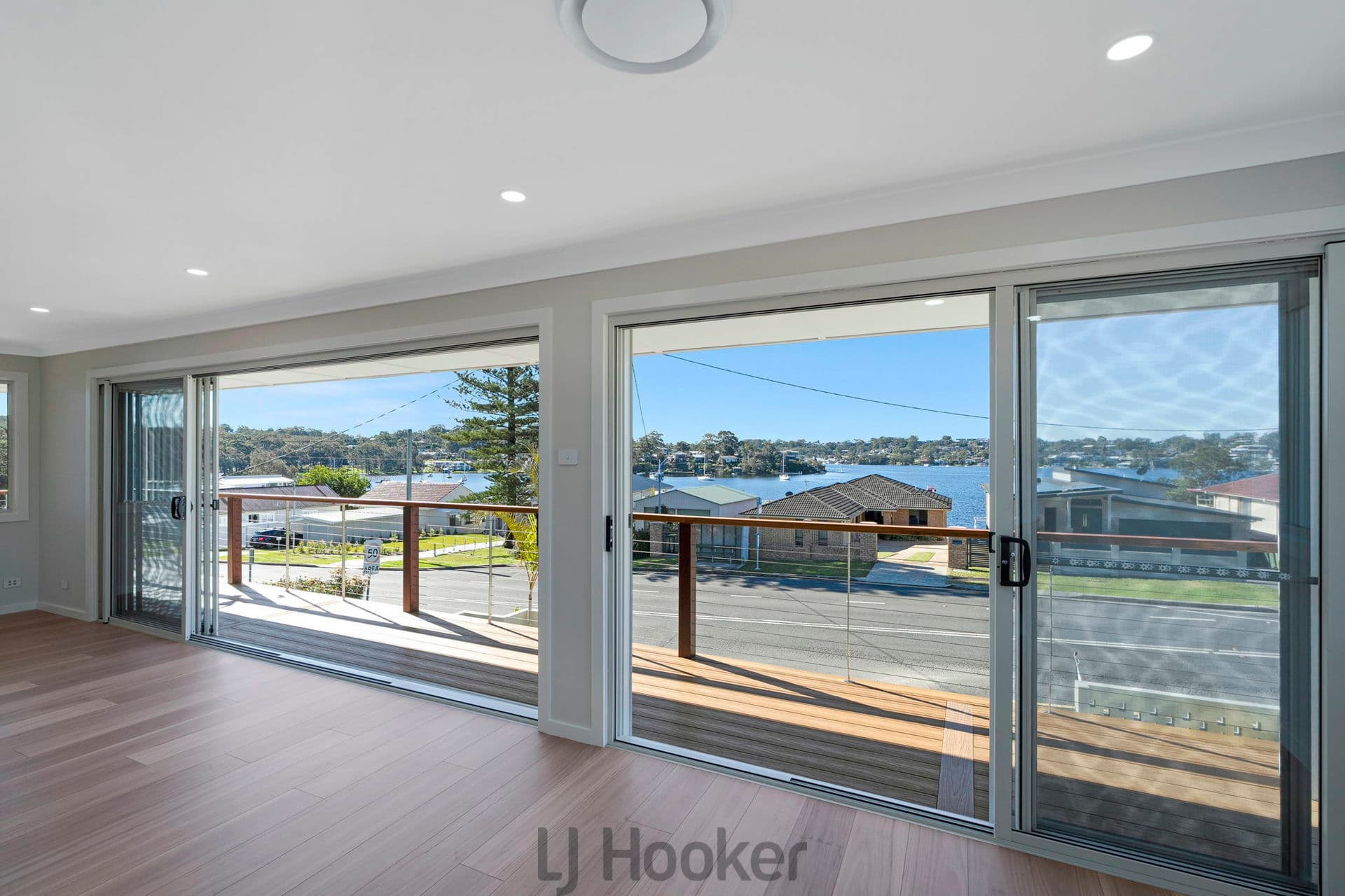 92 Ilford Avenue, Arcadia Vale, Arcadia Vale - Thumbnail 4