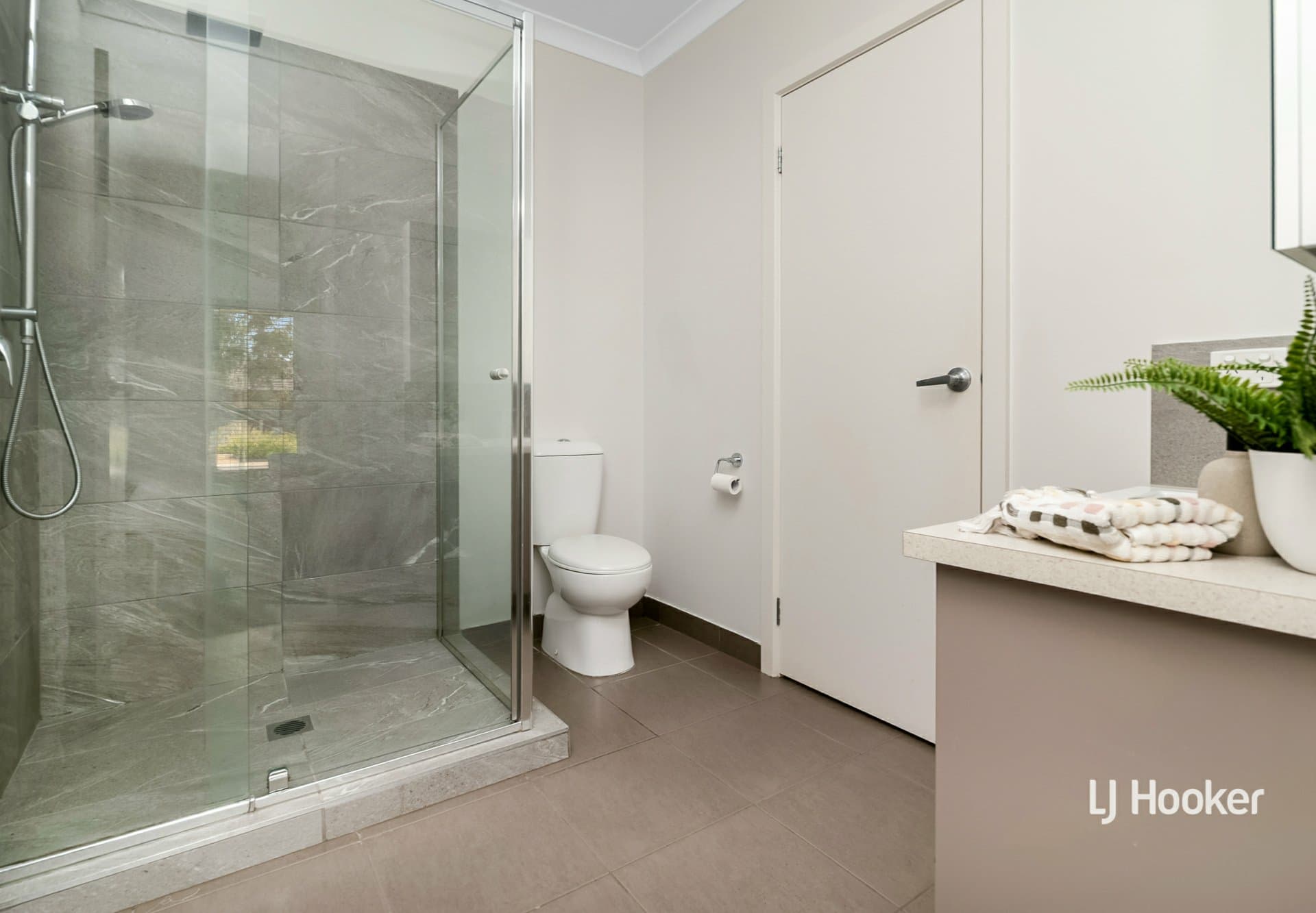 5 Rosie Drive, Broadford, Broadford - Thumbnail 3
