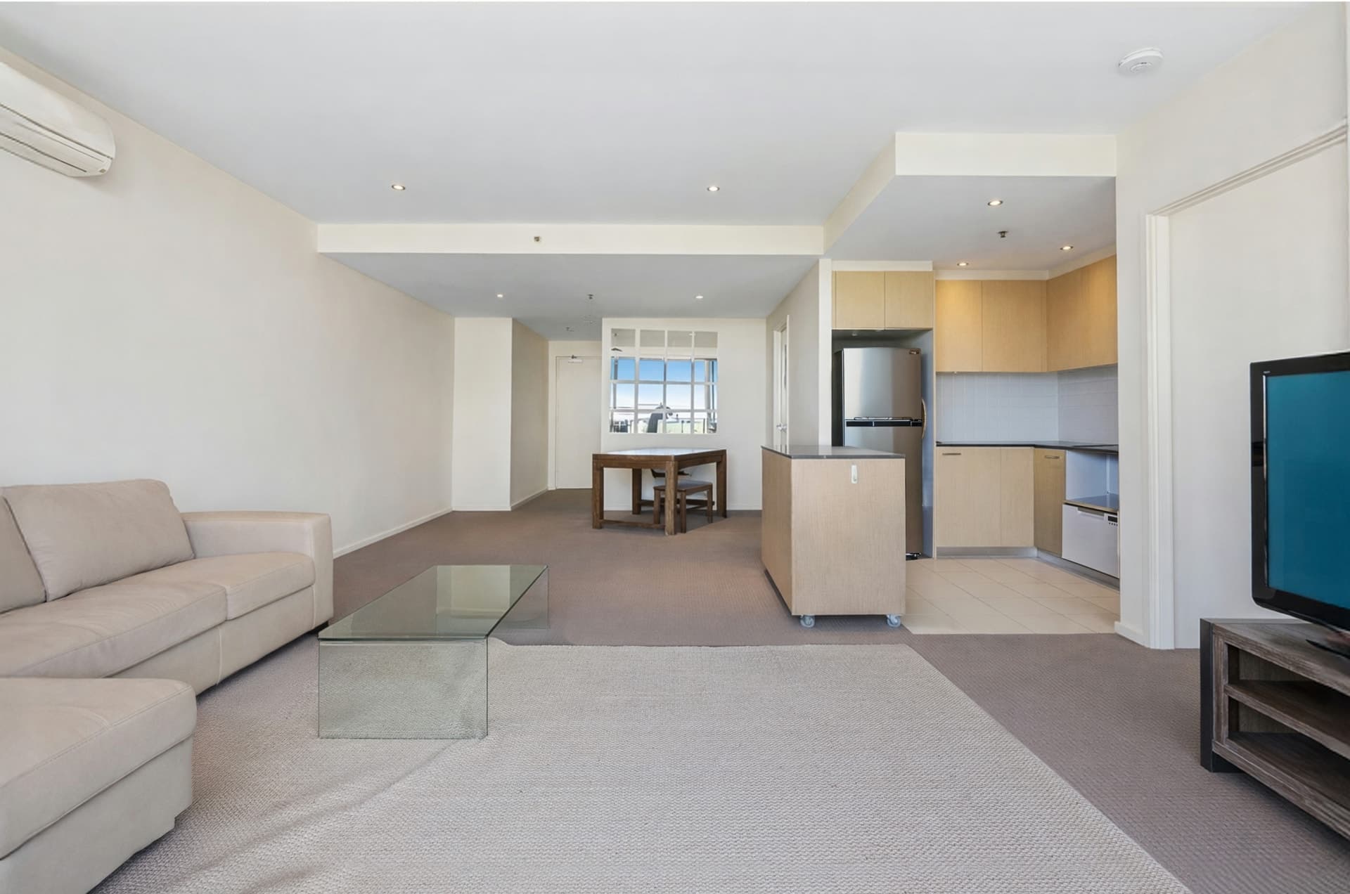 64/2 Edinburgh Avenue, City, City - Thumbnail 5