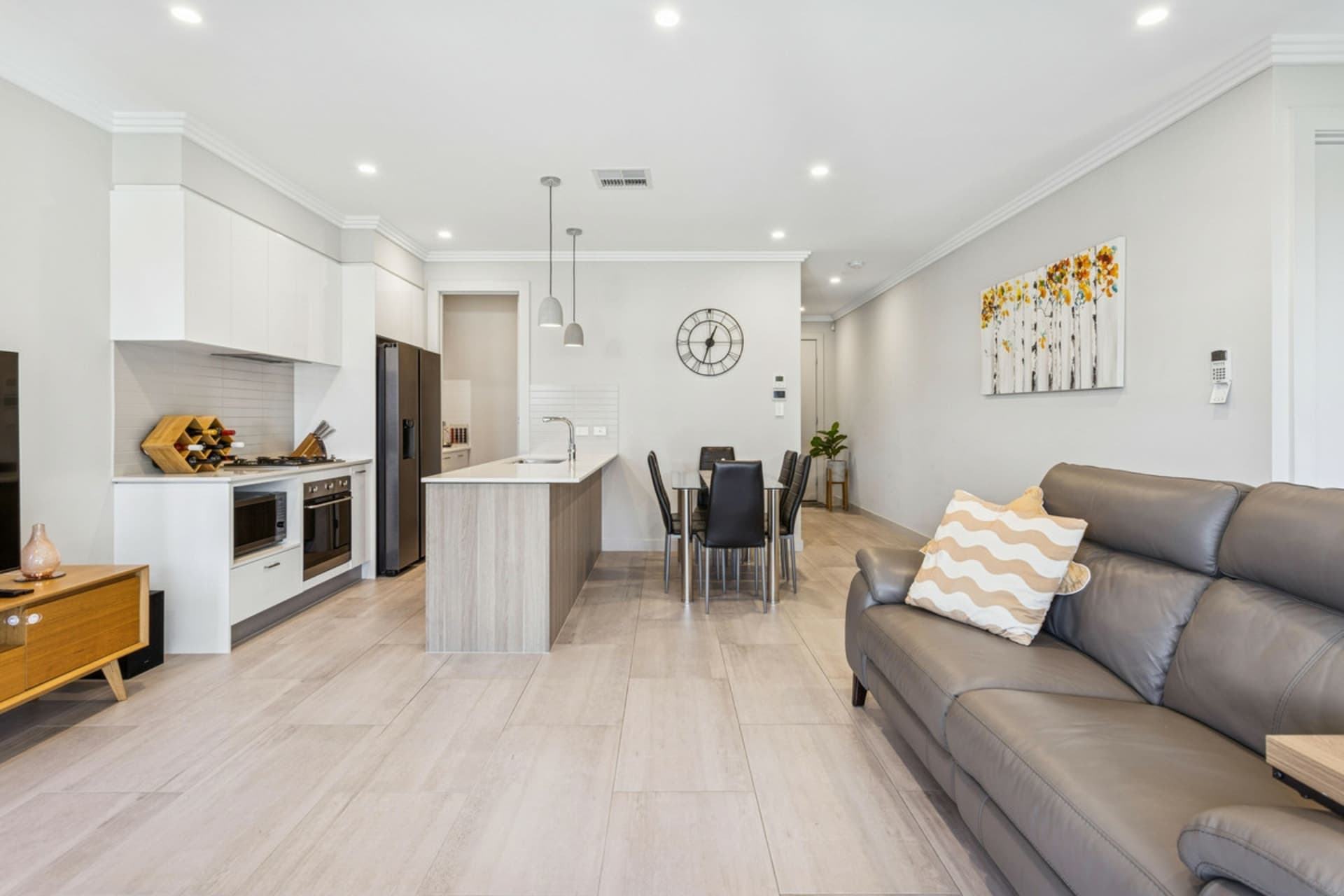 2B Adair Street, Newton, Newton - Thumbnail 2