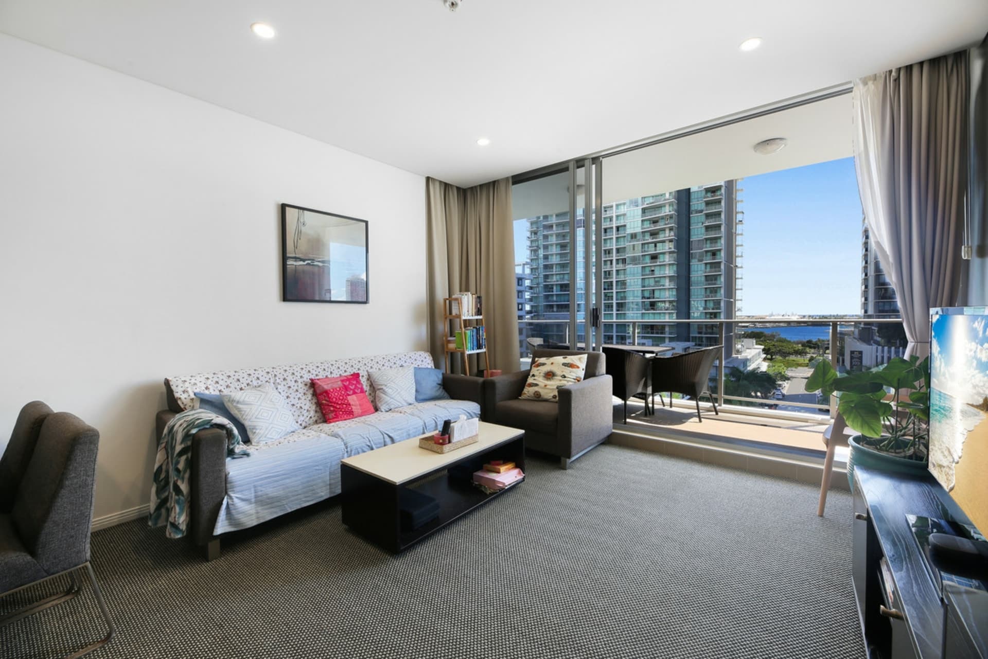 907/6 Aqua Street, Southport, Southport - Thumbnail 6
