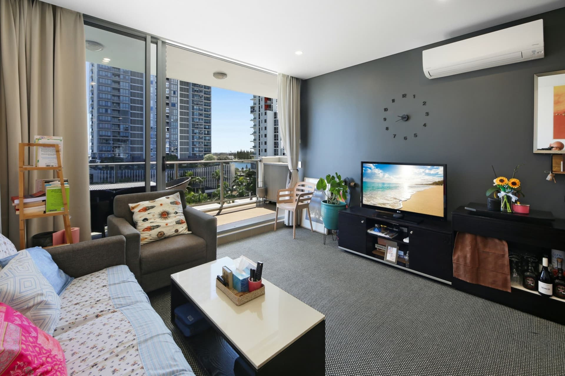 907/6 Aqua Street, Southport, Southport - Thumbnail 8