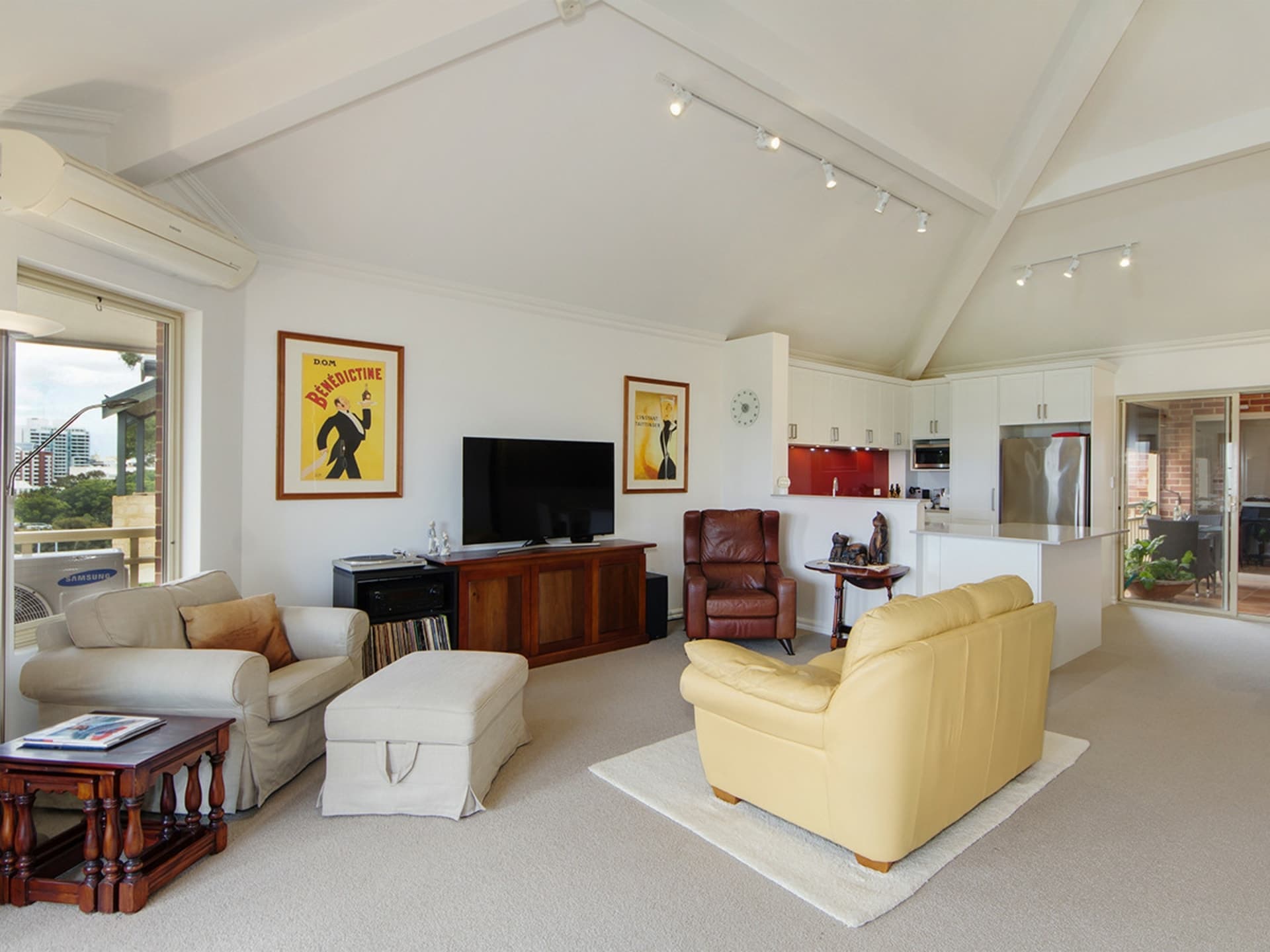 11/16-28 Waterloo Crescent, East Perth, East Perth - Thumbnail 2