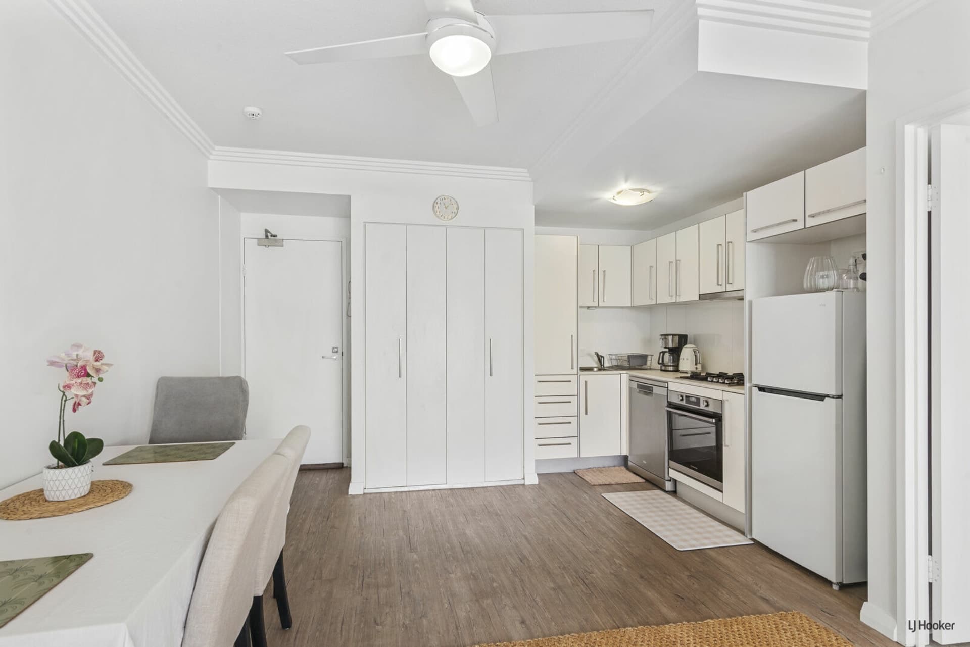 1313/10 Fifth Avenue, Palm Beach, Palm Beach - Thumbnail 2