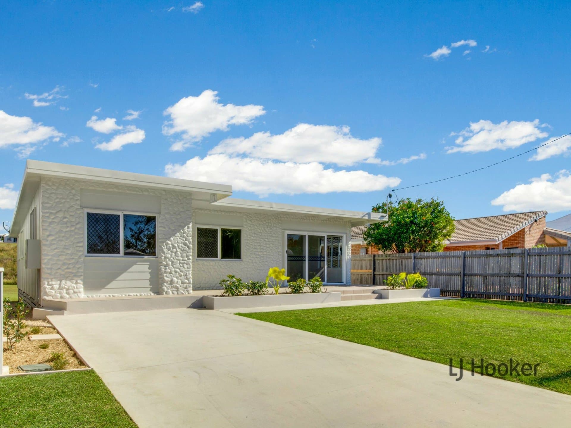 23 The Oaks Road, Tannum Sands, Tannum Sands - Thumbnail 2