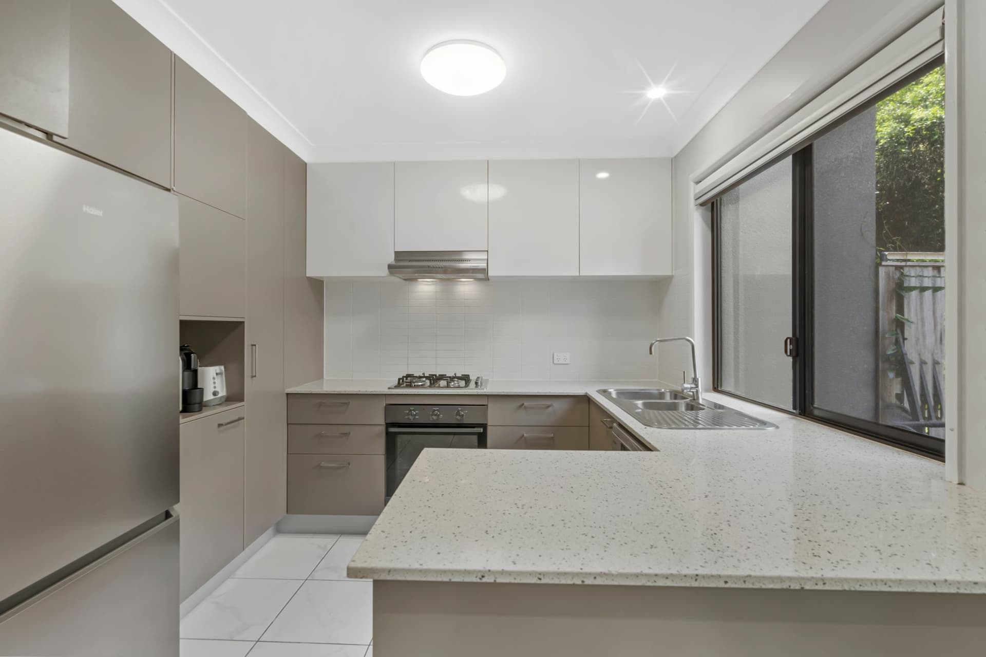 13/2 Jefferson Court, Upper Coomera, Upper Coomera - Thumbnail 3