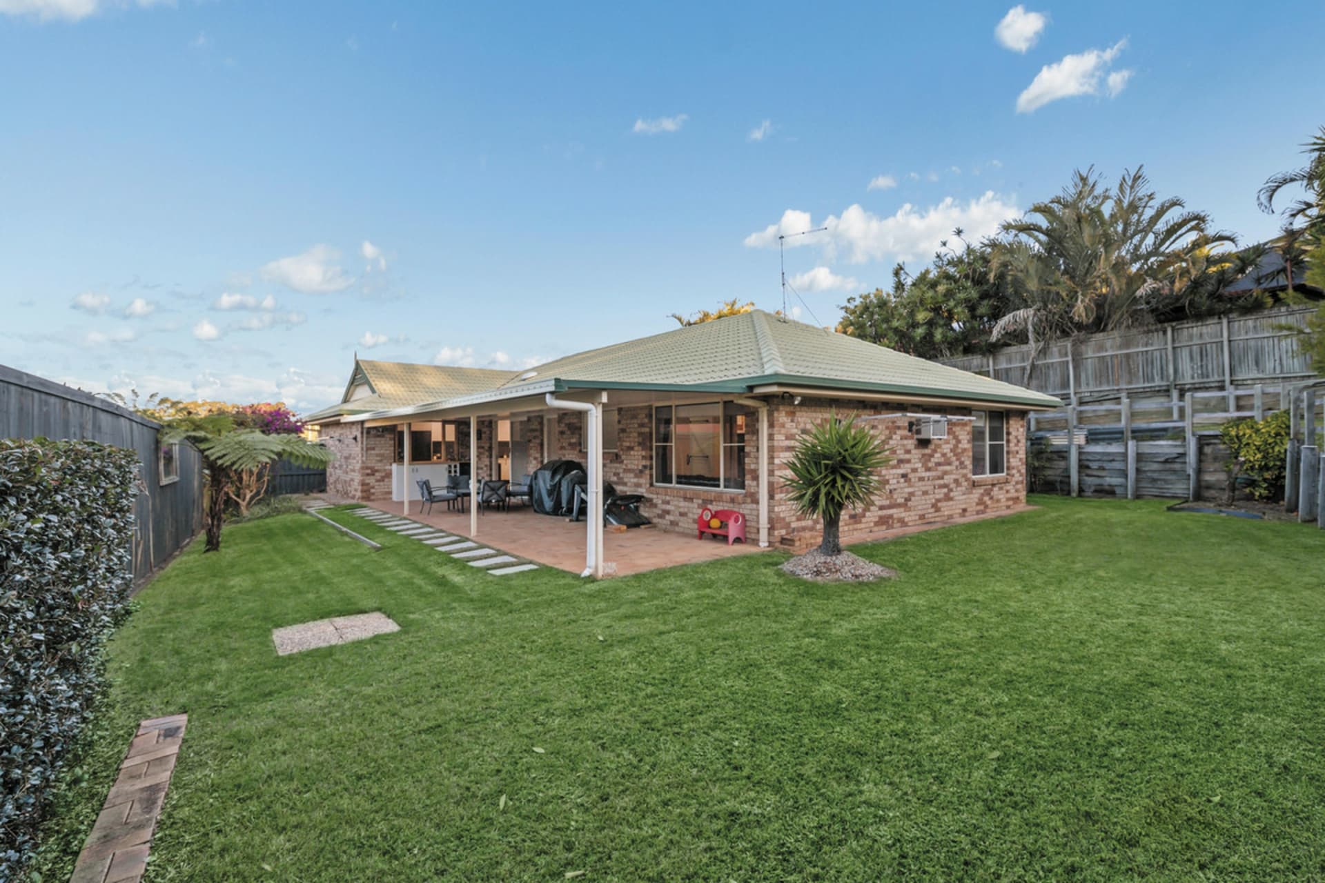 3 Gunsynd Court, Wellington Point, Wellington Point - Thumbnail 2