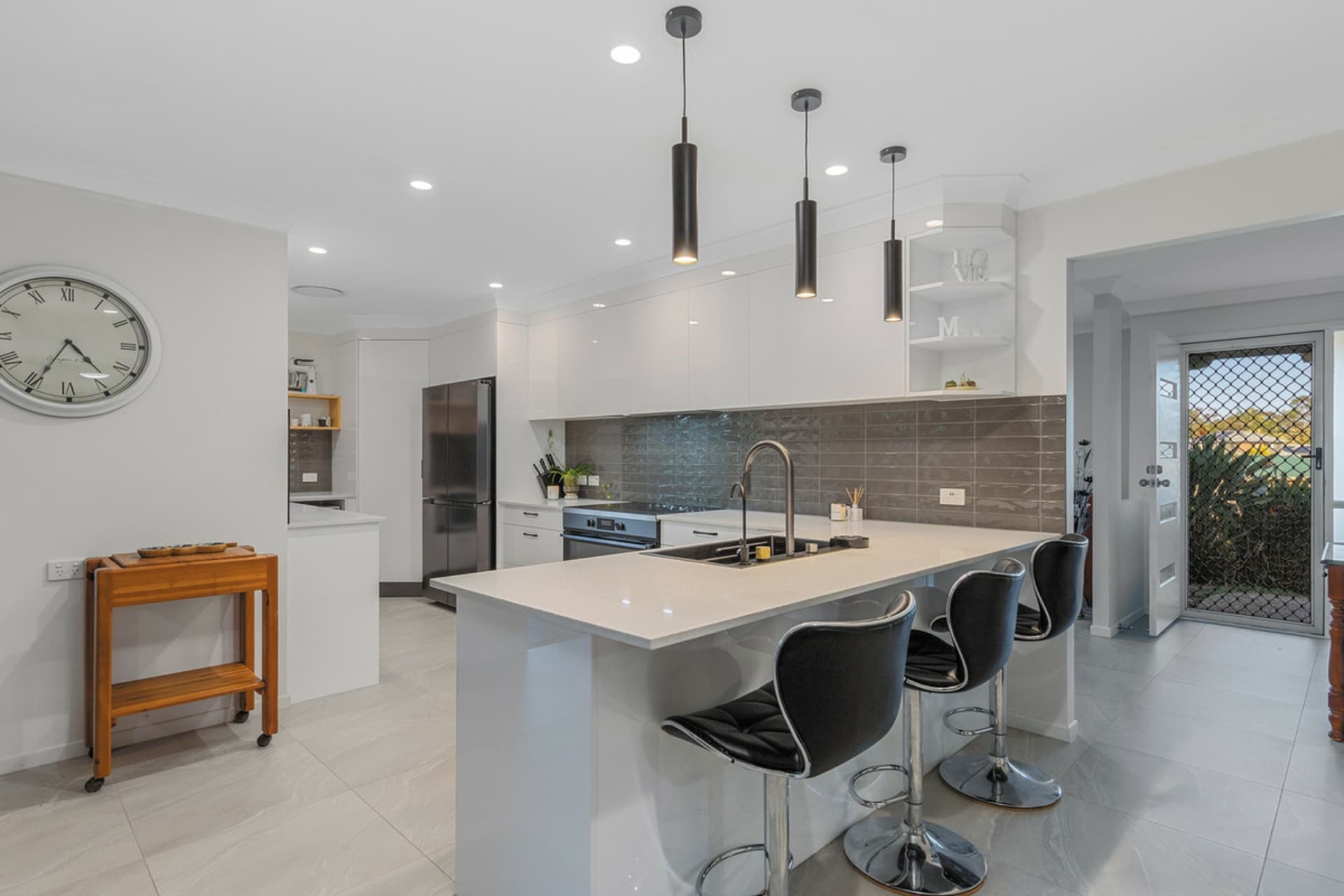 3 Gunsynd Court, Wellington Point, Wellington Point - Thumbnail 4