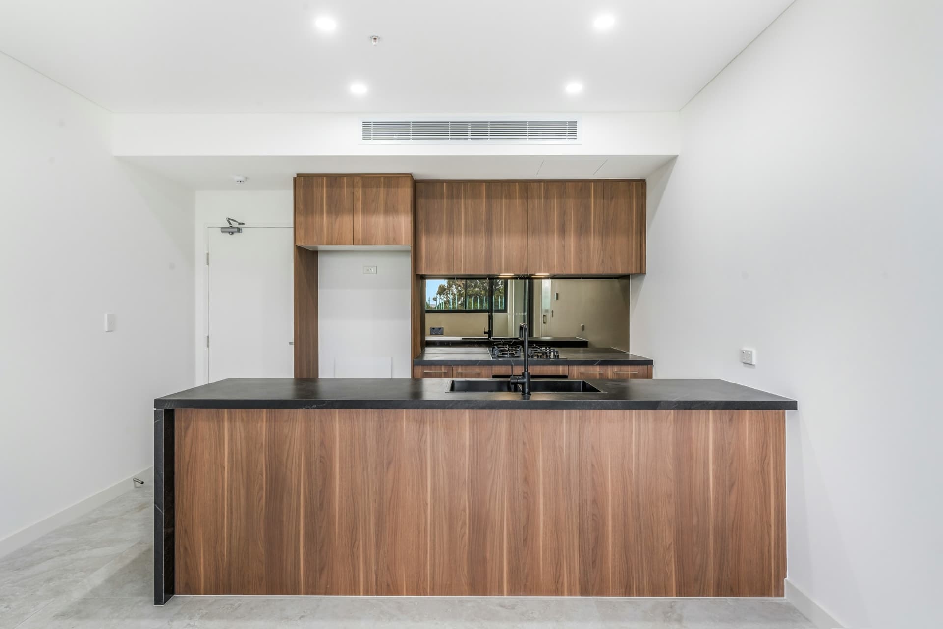 203/10 Kamira Avenue, Villawood, Villawood - Thumbnail 3