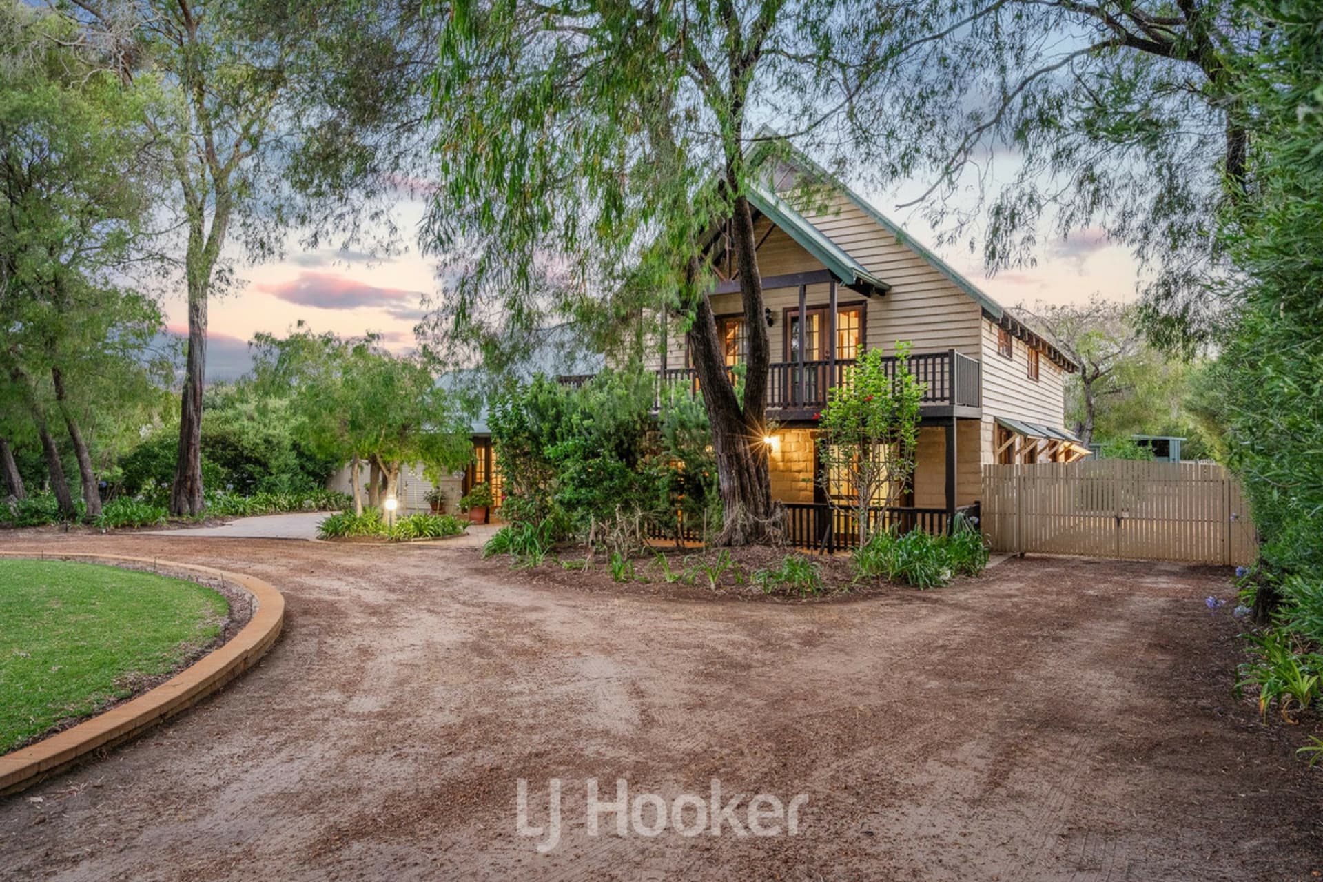 54 Siesta Park Road, Siesta Park, Siesta Park - Thumbnail 2