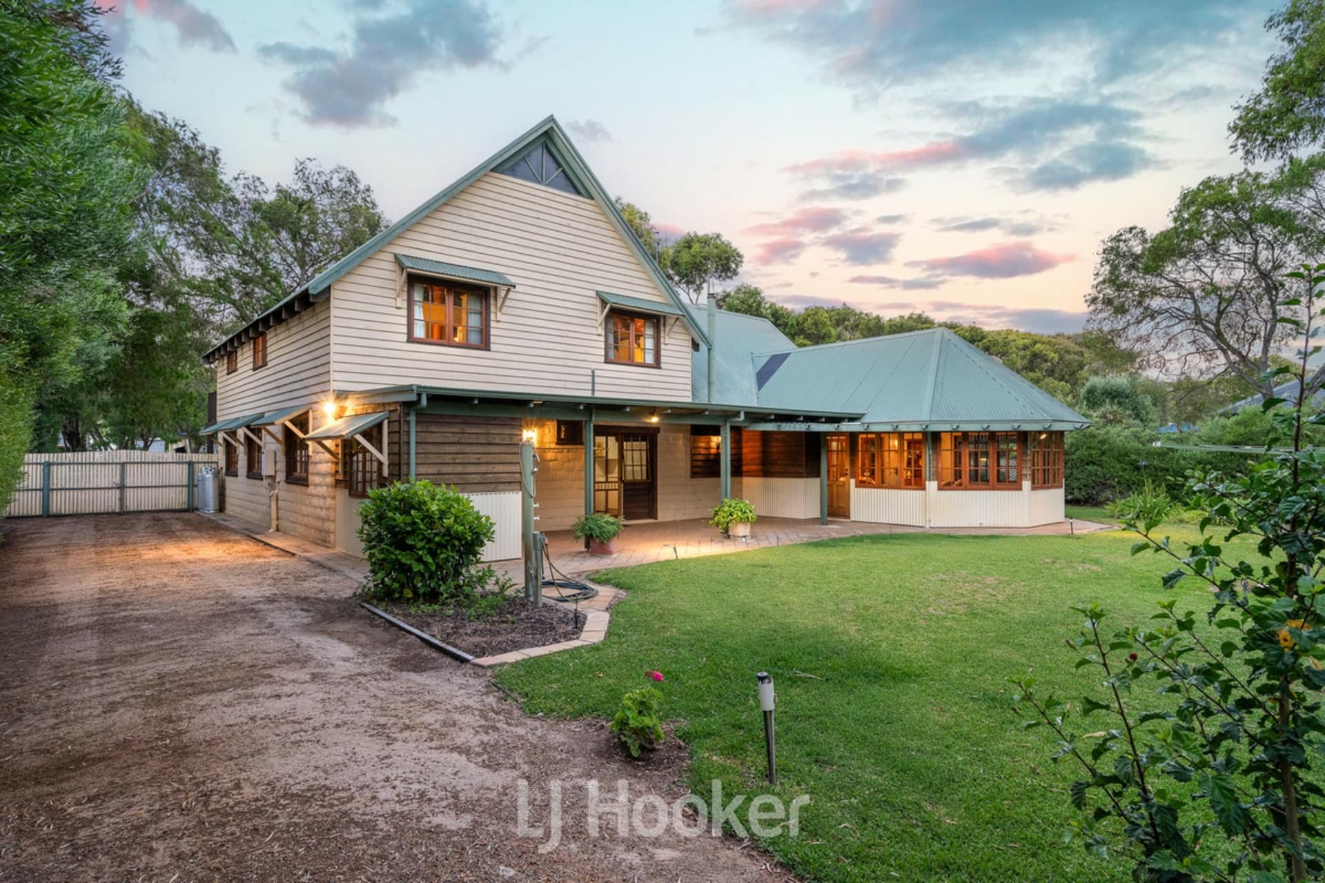 54 Siesta Park Road, Siesta Park, Siesta Park - Thumbnail 6
