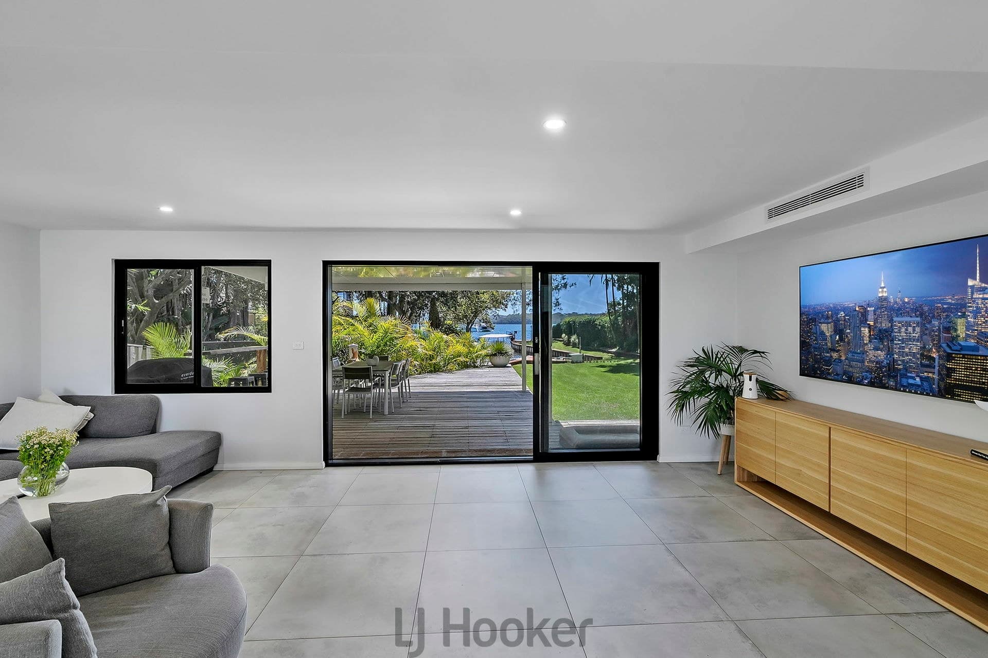 91 Excelsior Parade, Carey Bay, Carey Bay - Thumbnail 8