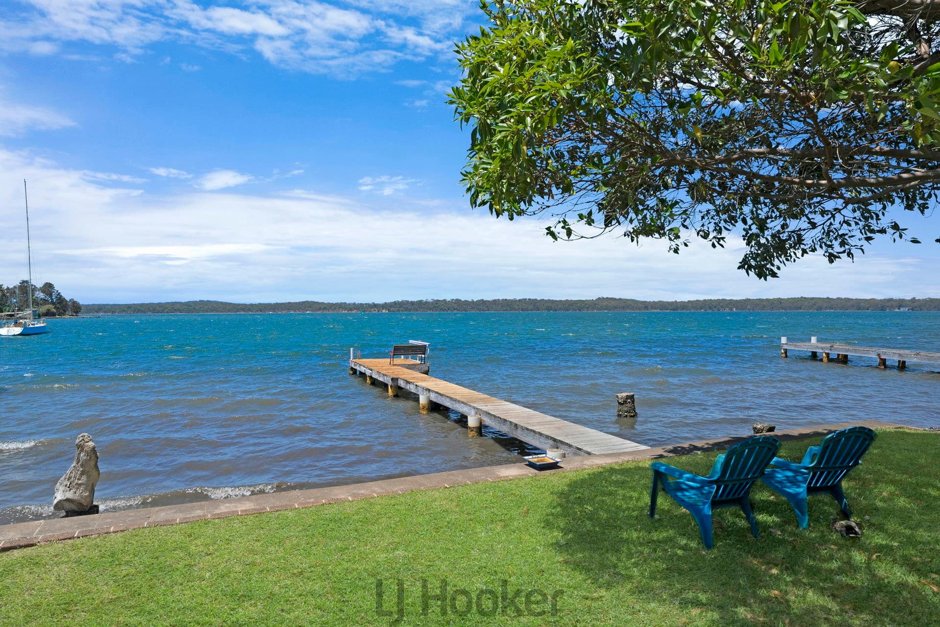 37 Waterside Avenue, Sunshine, Sunshine - Image 1