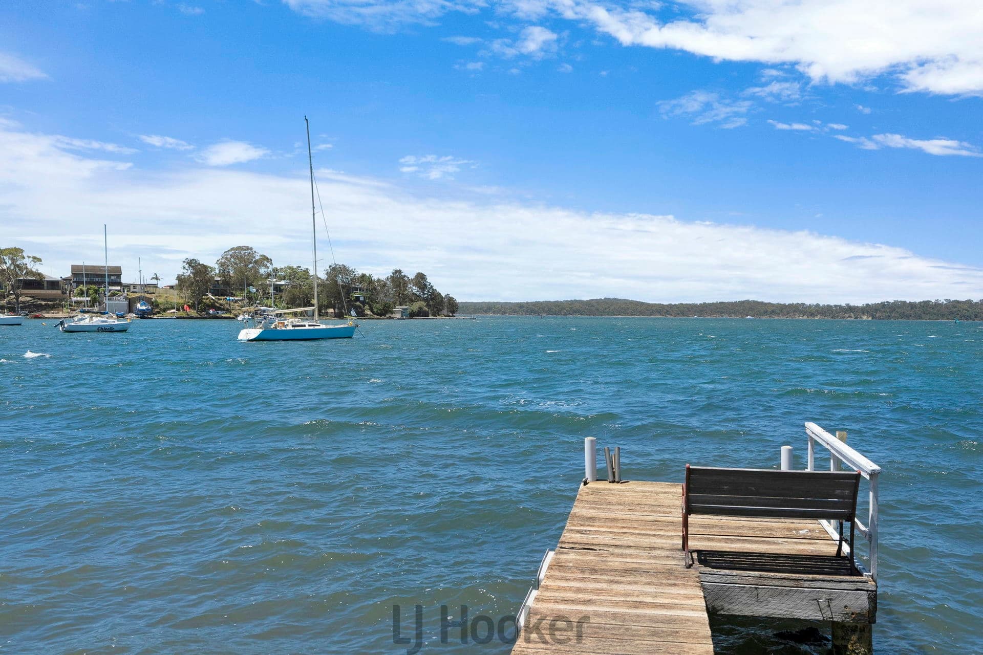 37 Waterside Avenue, Sunshine, Sunshine - Thumbnail 4