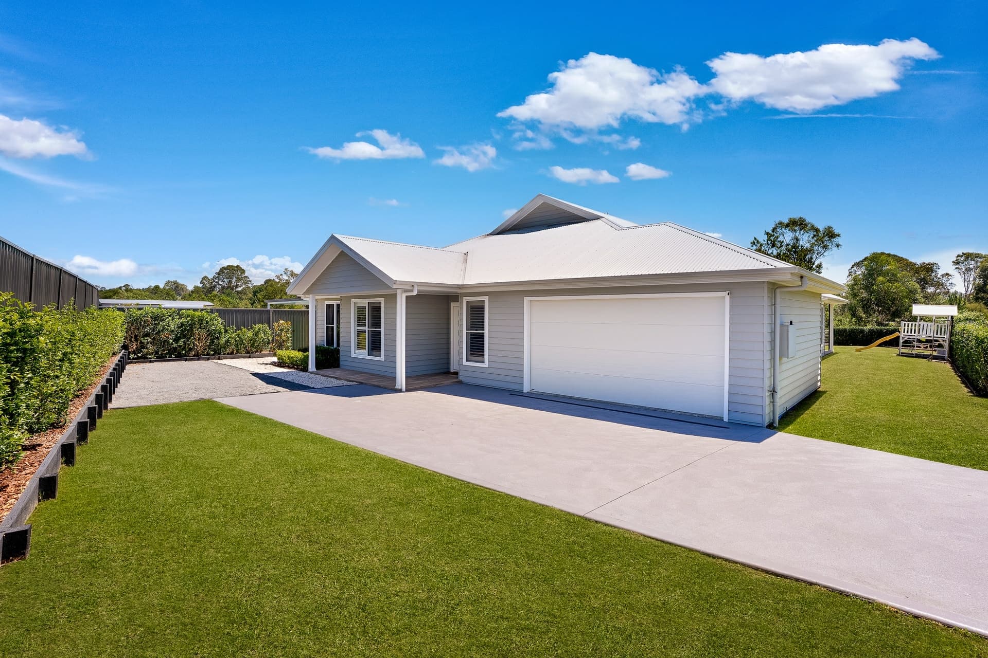 16 Tyrrell Place, The Oaks, The Oaks - Thumbnail 2