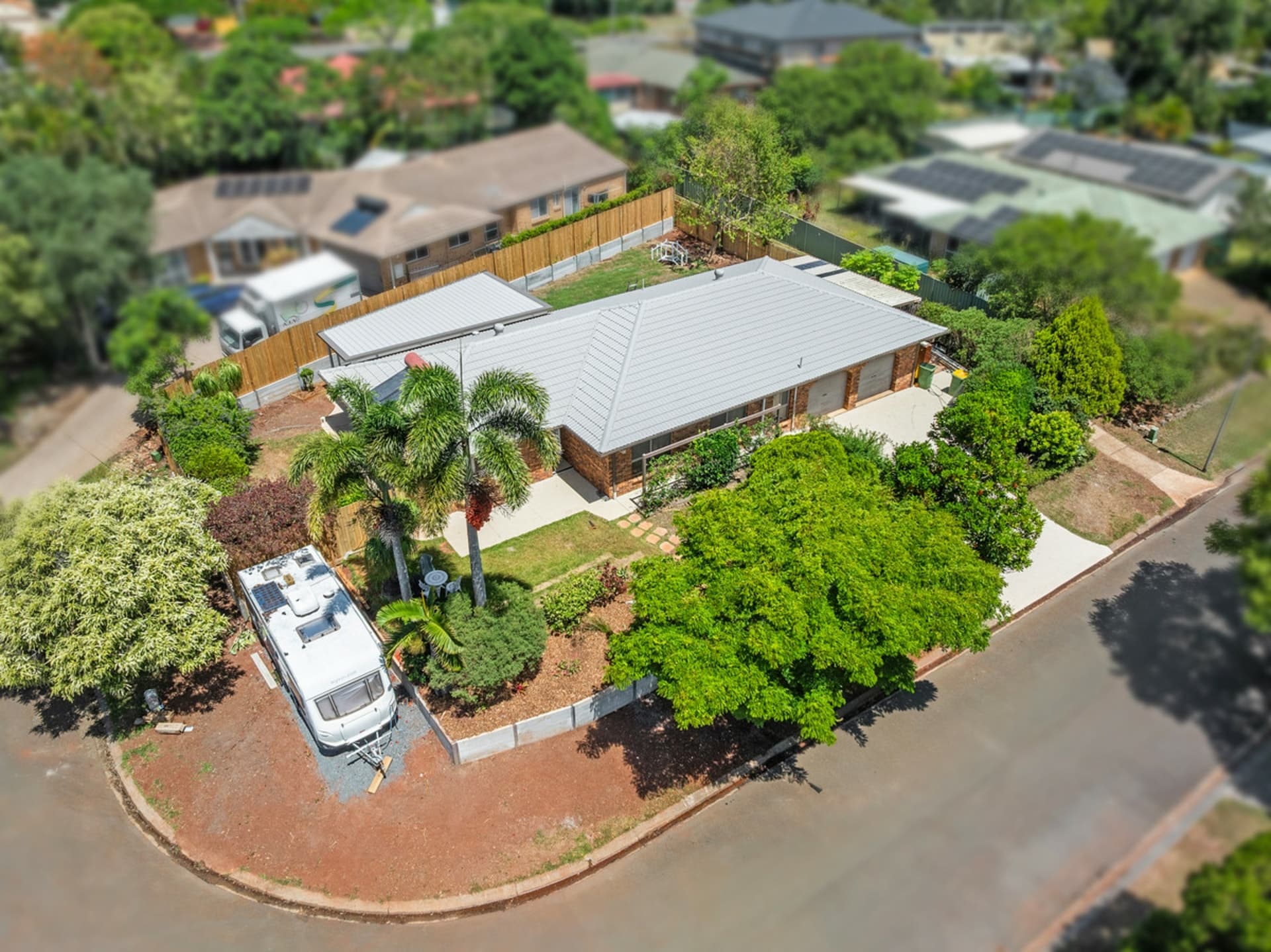15 Penguin Street, Wellington Point, Wellington Point - Thumbnail 2