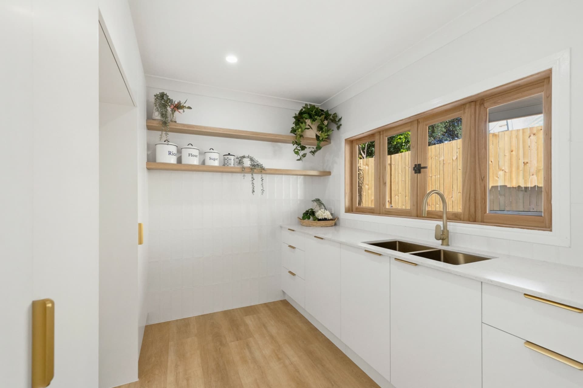 15 Penguin Street, Wellington Point, Wellington Point - Thumbnail 5