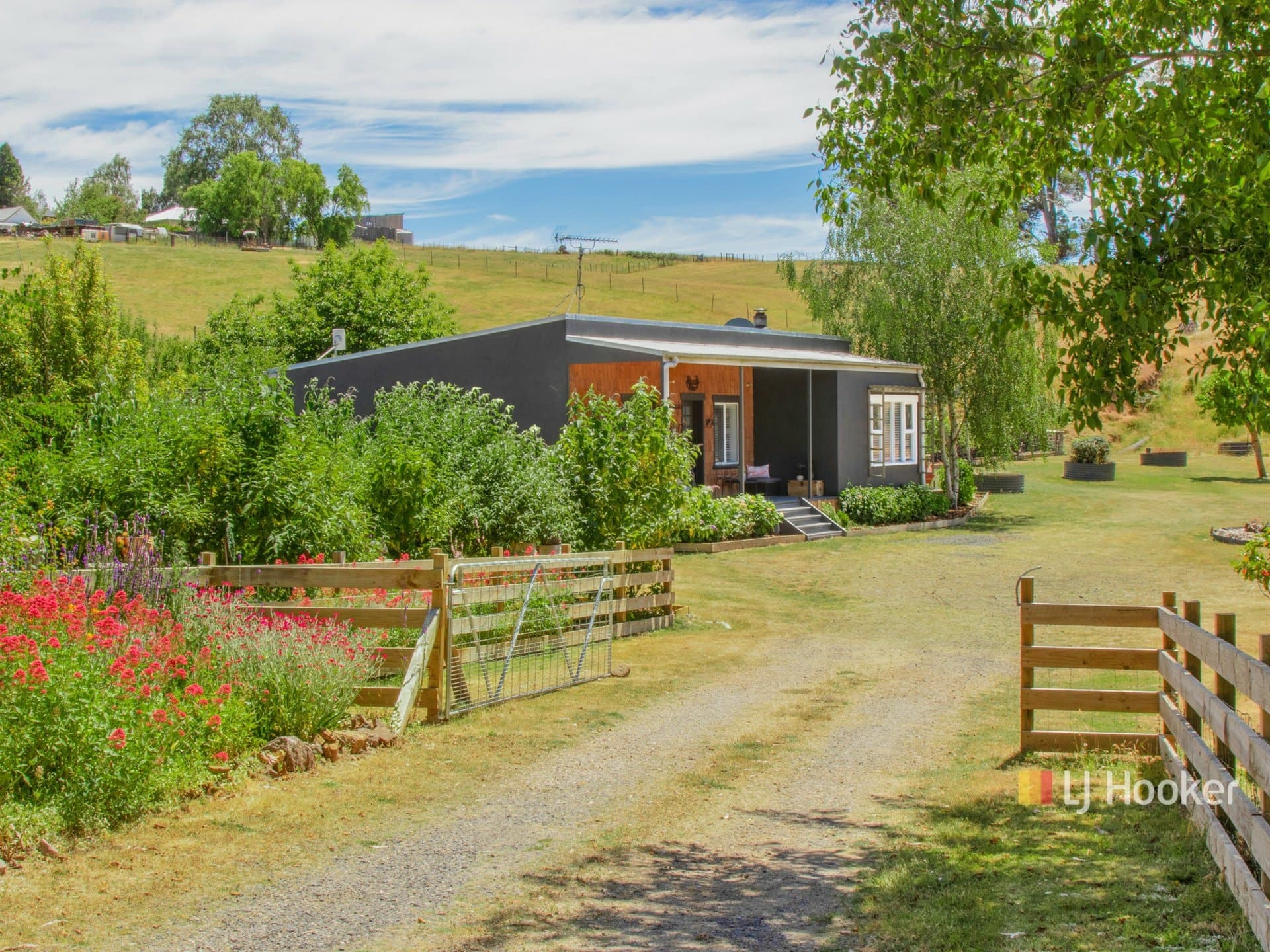 7 Lake Barrington Road, Wilmot, Wilmot - Image 1