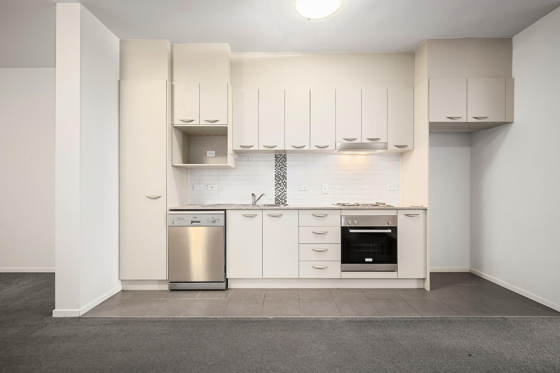 48/329 Flemington Road, Franklin, Franklin - Thumbnail 6