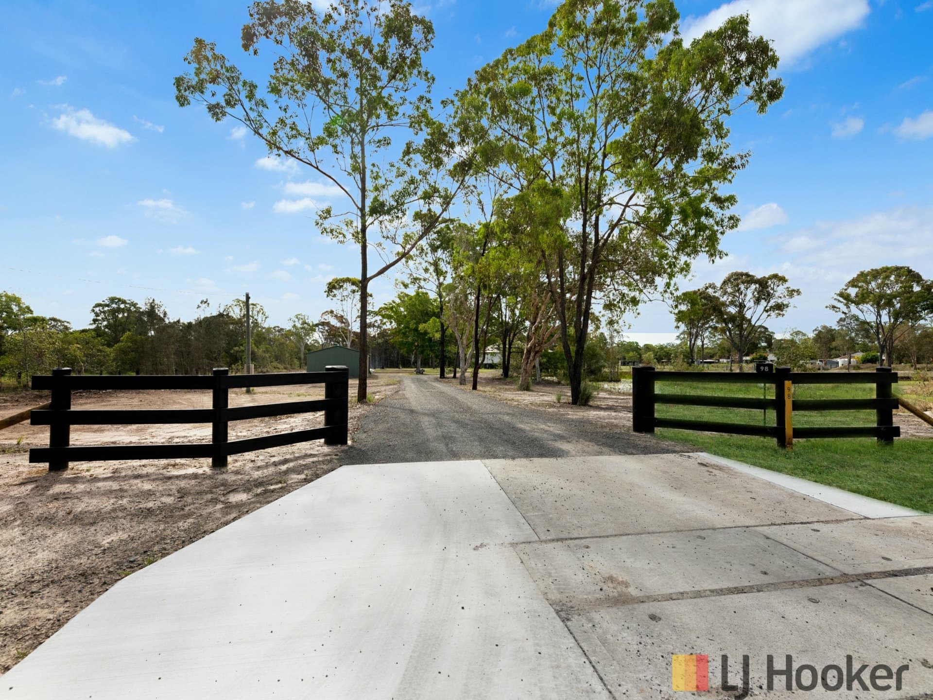 98 Moorabinda Drive, Sunshine Acres, Sunshine Acres - Thumbnail 3