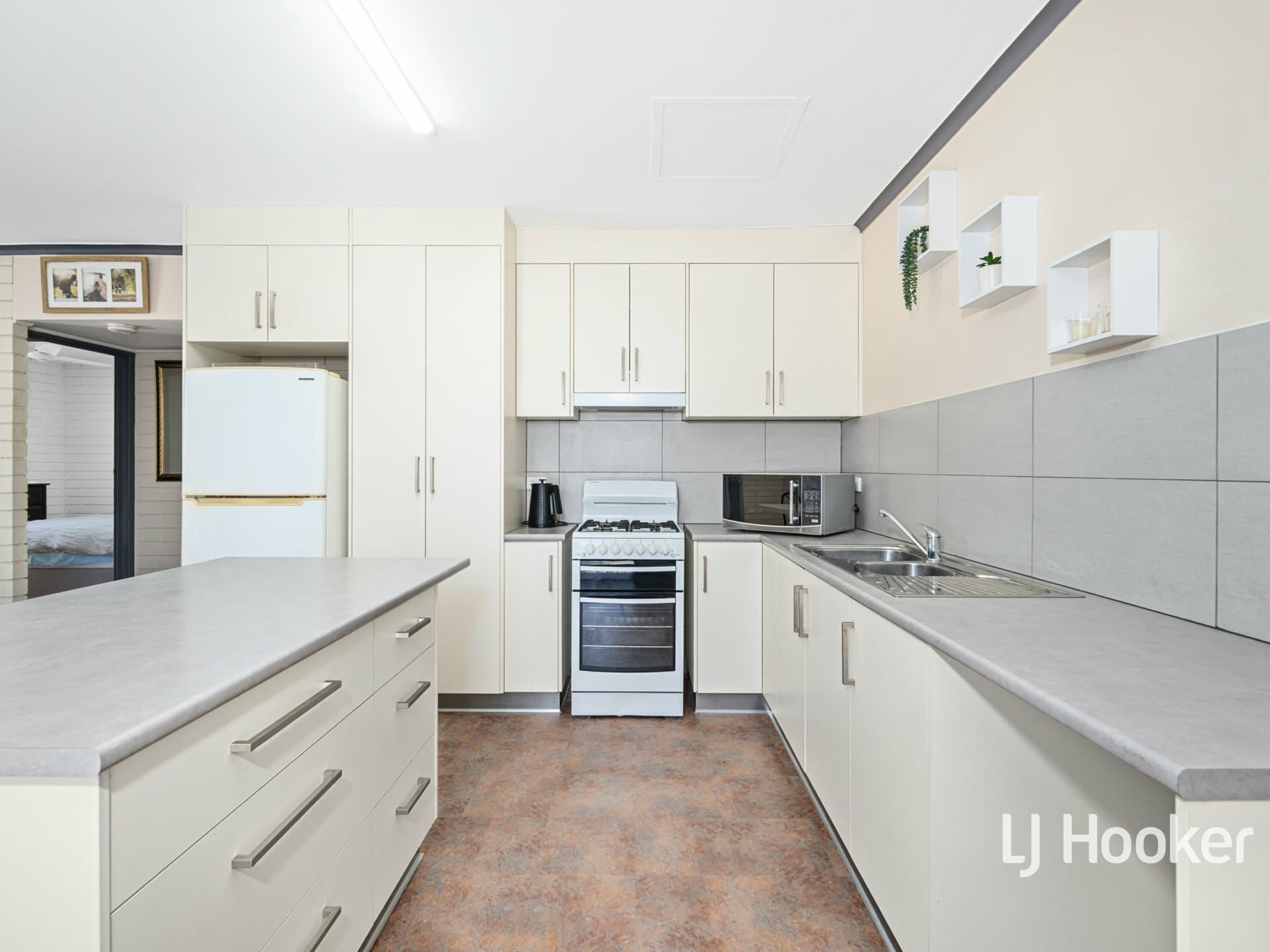 4/16 Bradshaw Drive, Gillen, Gillen - Thumbnail 5