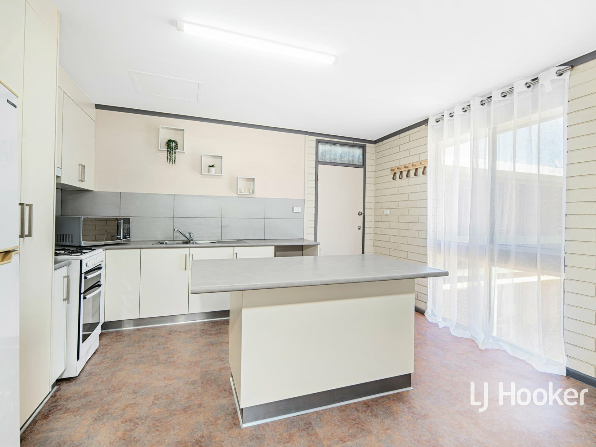 4/16 Bradshaw Drive, Gillen, Gillen - Thumbnail 6