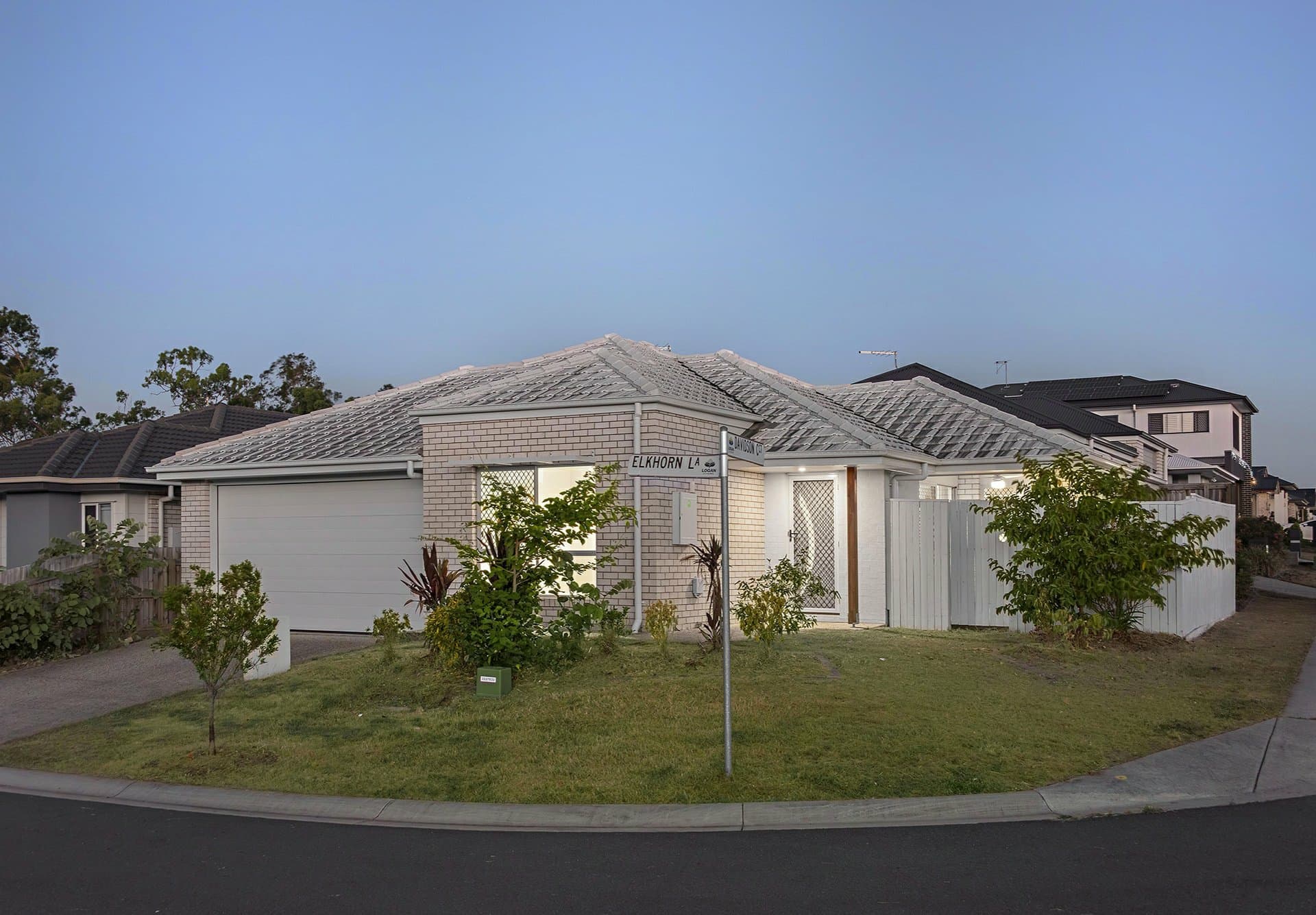 1 Elkhorn Lane, Park Ridge, Park Ridge - Thumbnail 2